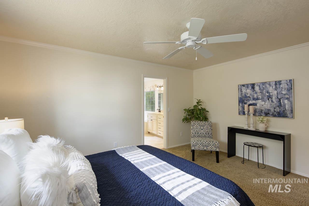1409 S Middle Creek Ct Property Photo 23