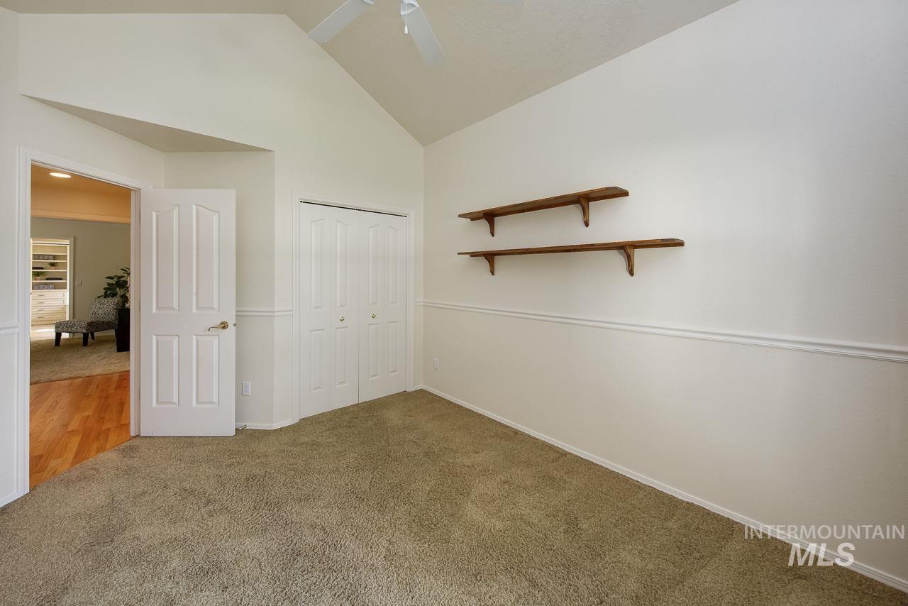 1409 S Middle Creek Ct Property Photo 33