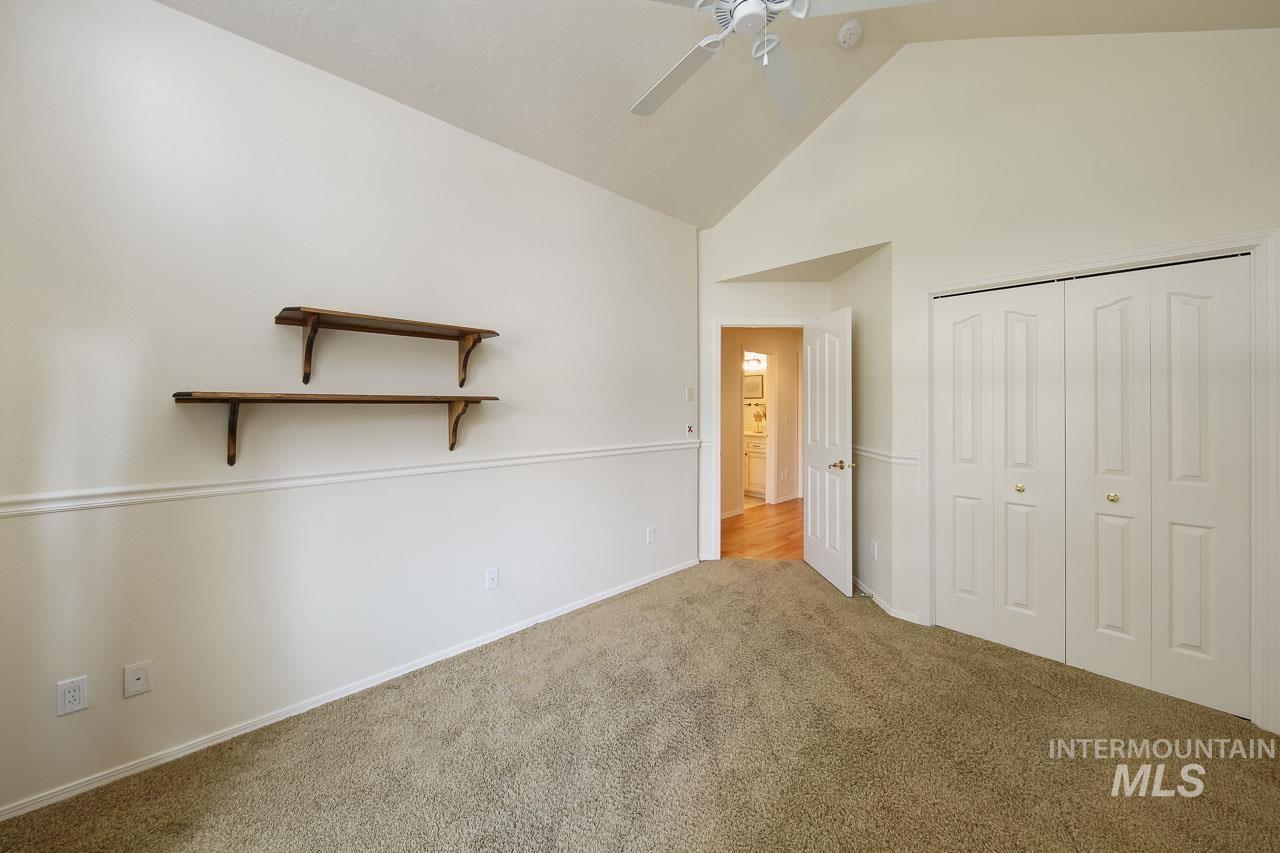 1409 S Middle Creek Ct Property Photo 34