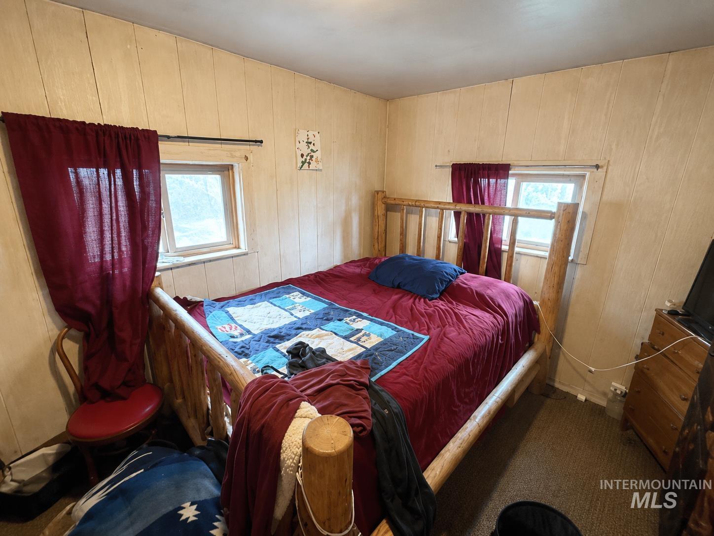 377 S Davis Rd Property Photo 11