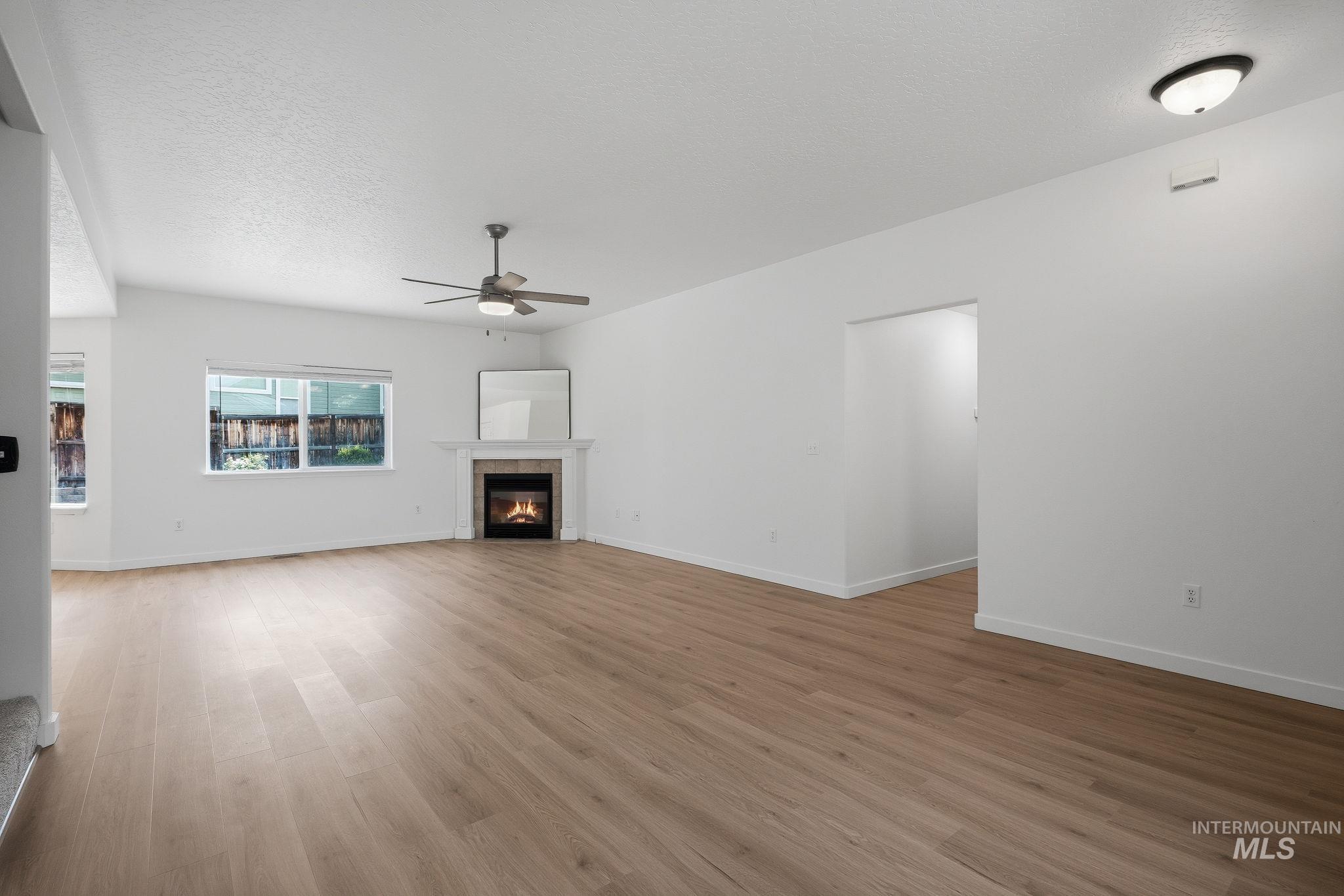 3218 S Jupiter Avenue Property Photo 10