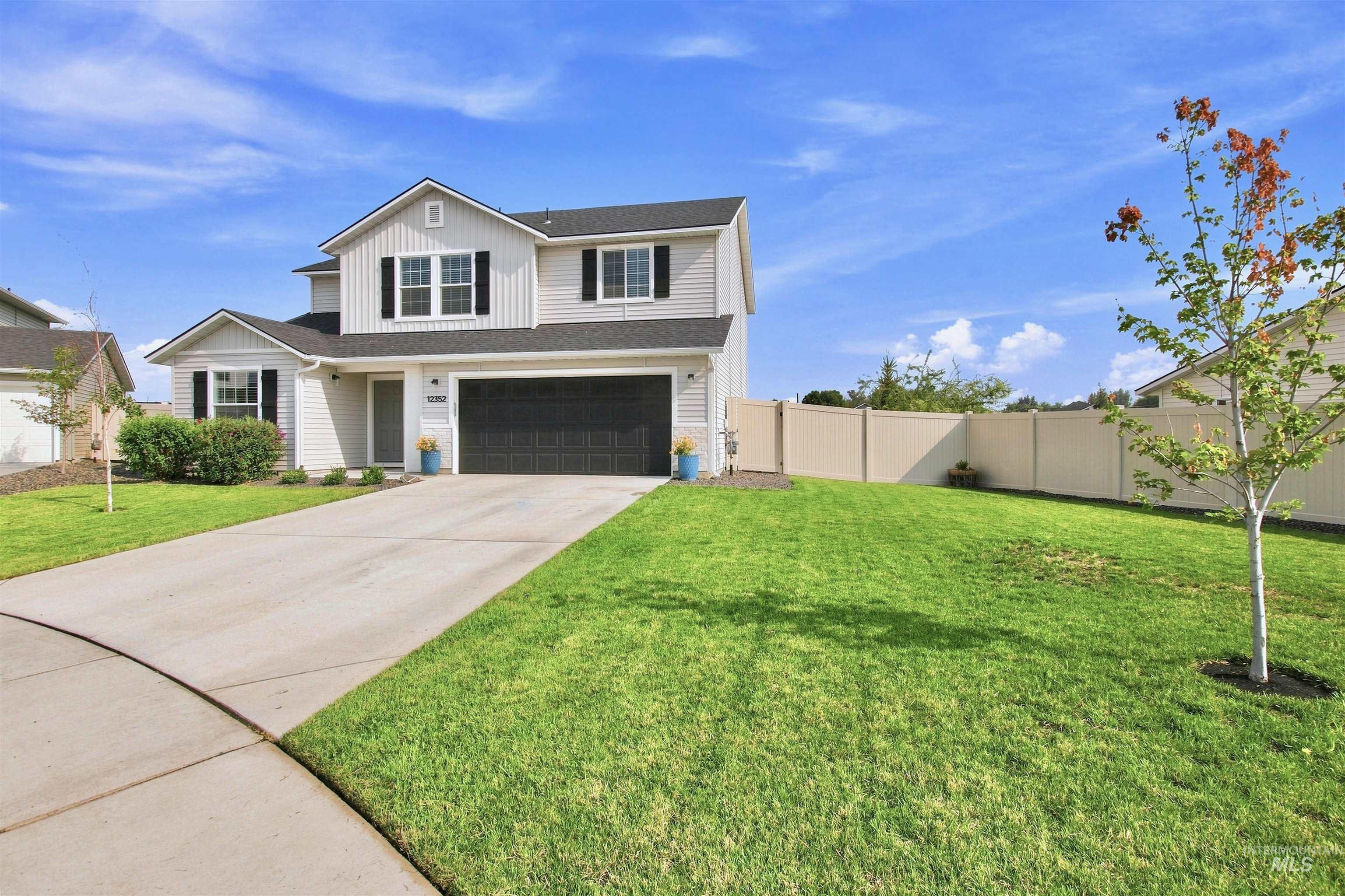 12352 Nantes Ct Property Photo 9