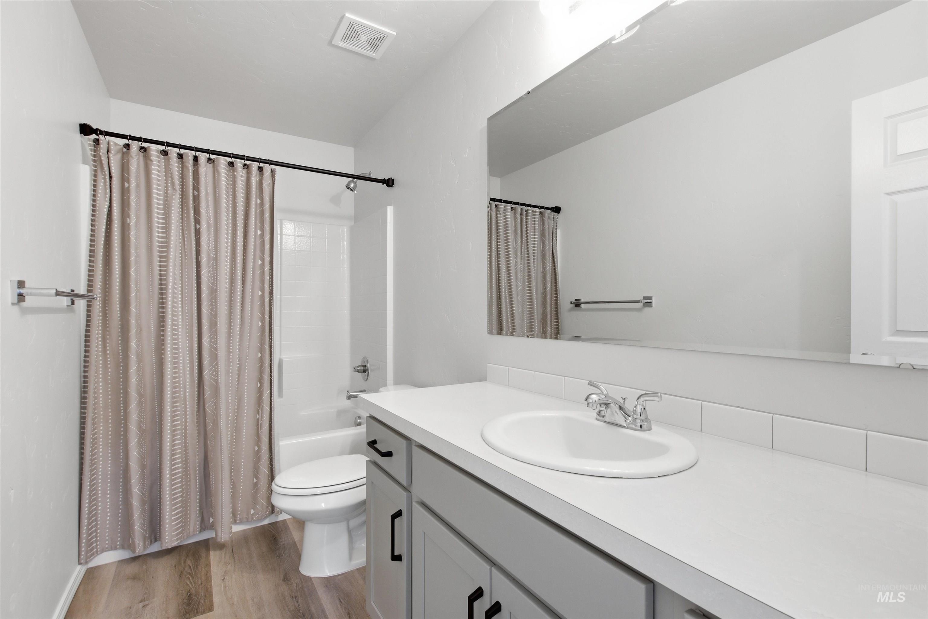 12352 Nantes Ct Property Photo 44
