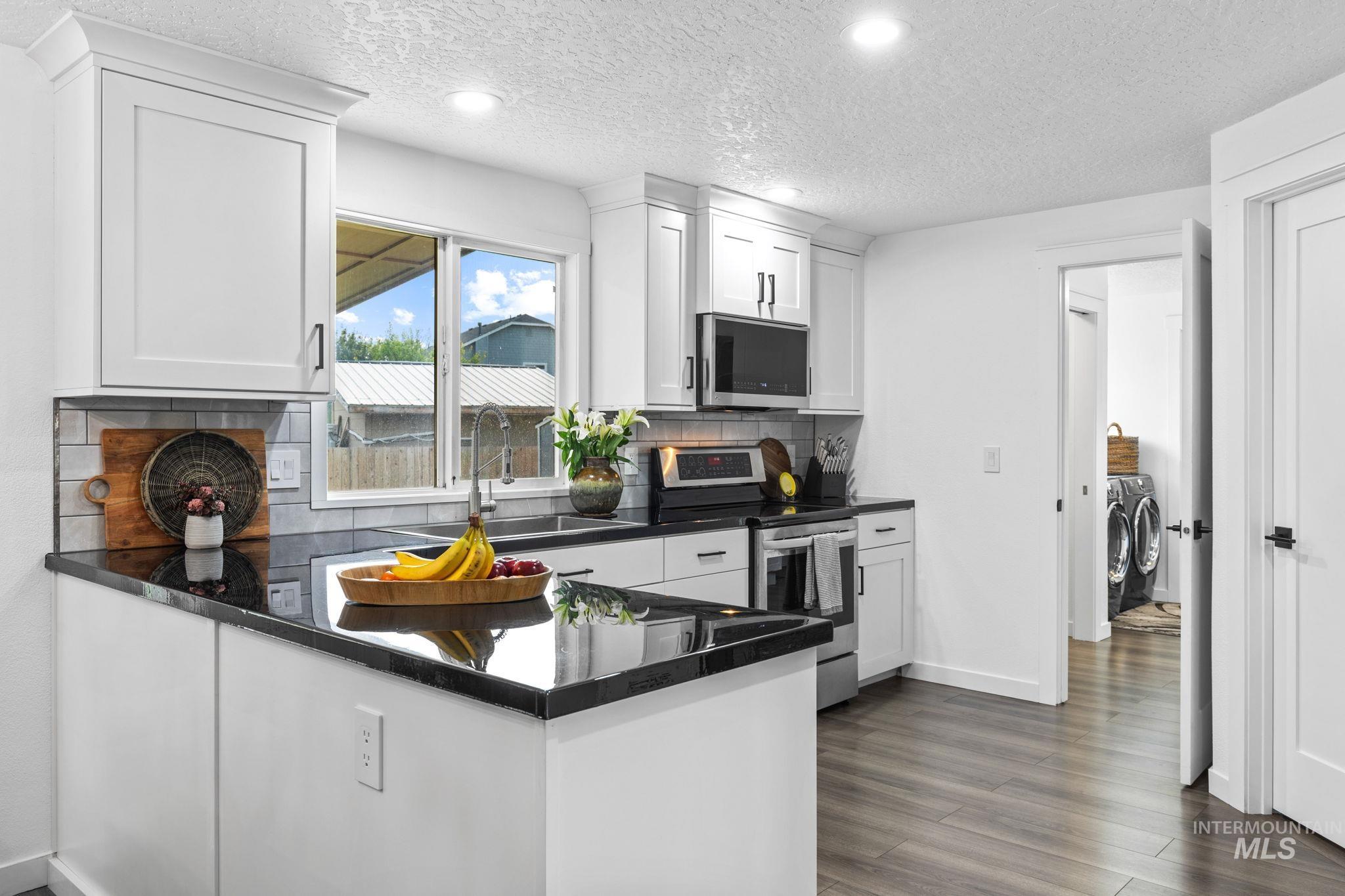 628 Norwood Property Photo 12
