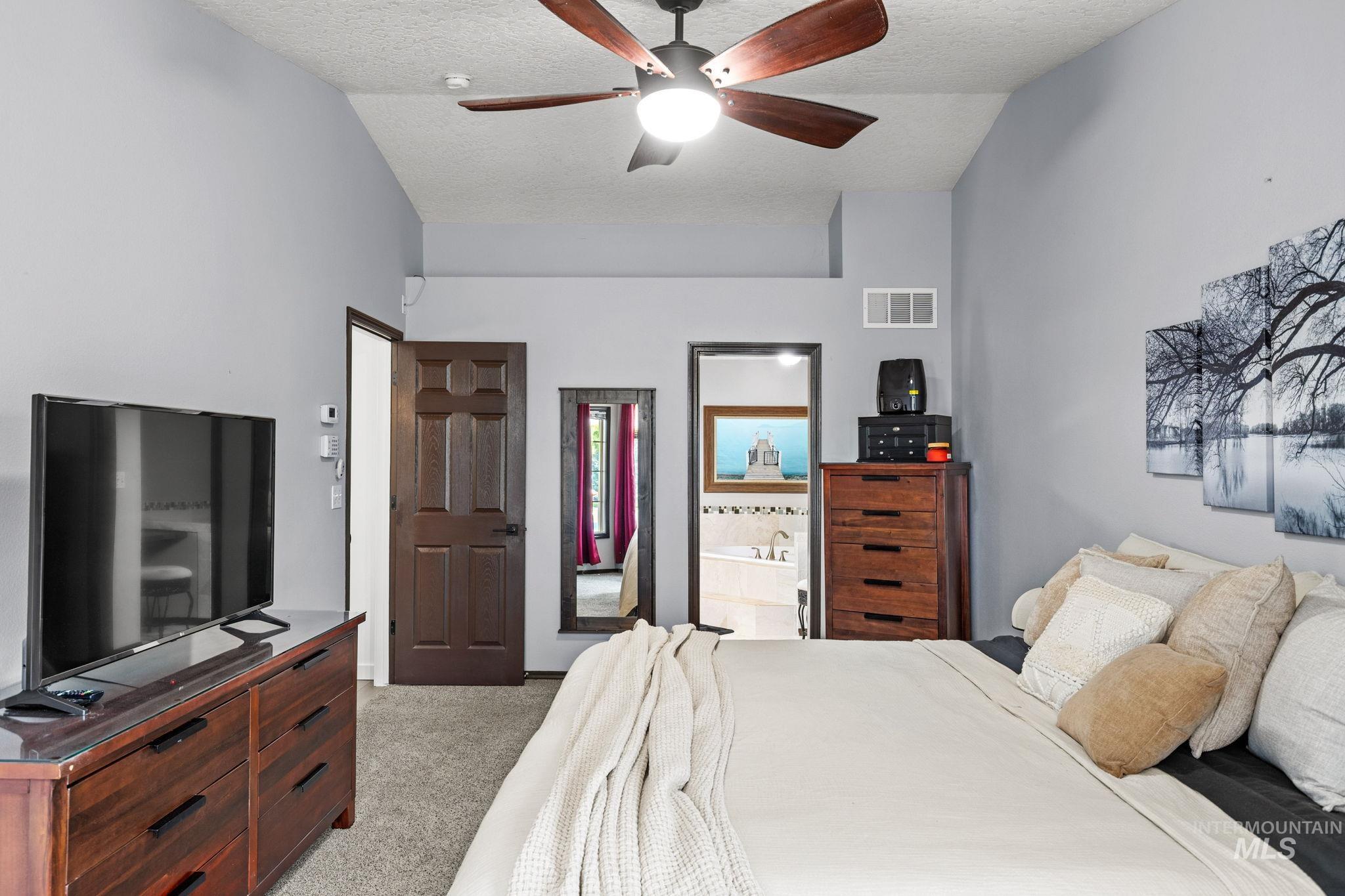 628 Norwood Property Photo 23