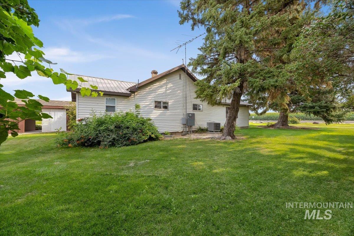 3395 N 3400 E Property Photo 40