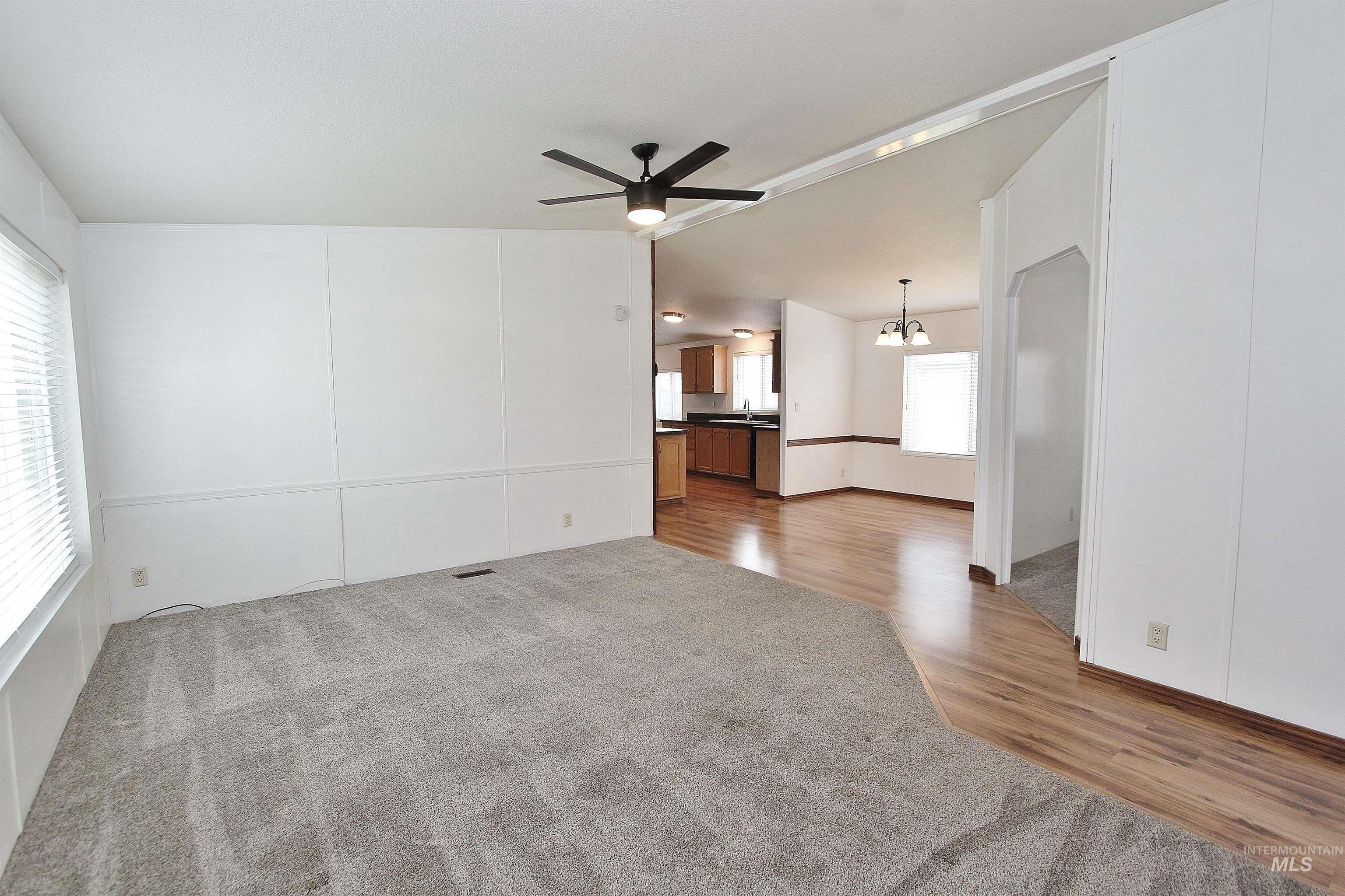 5153 W Cody Ln. Property Photo 5