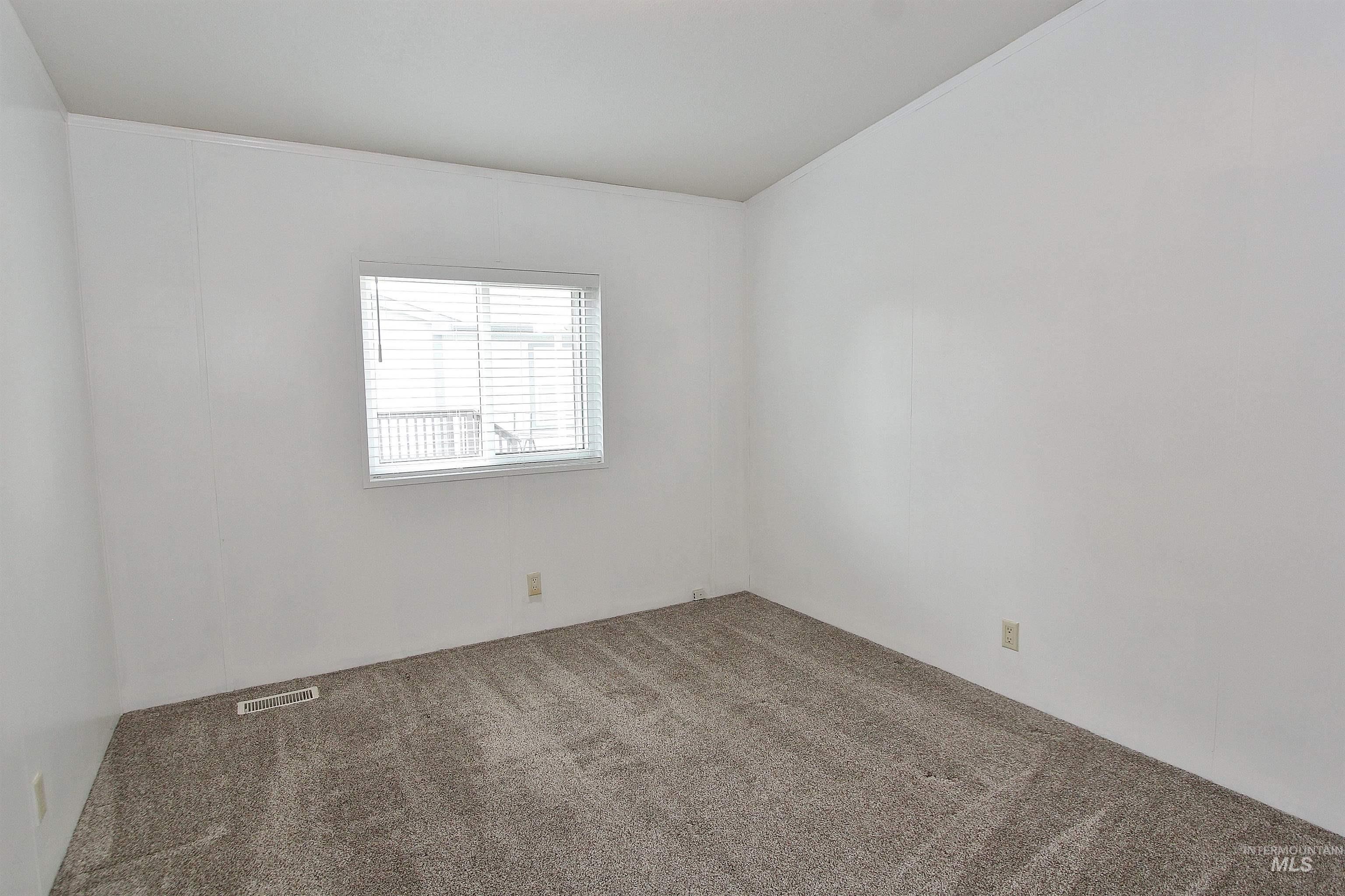 5153 W Cody Ln. Property Photo 18