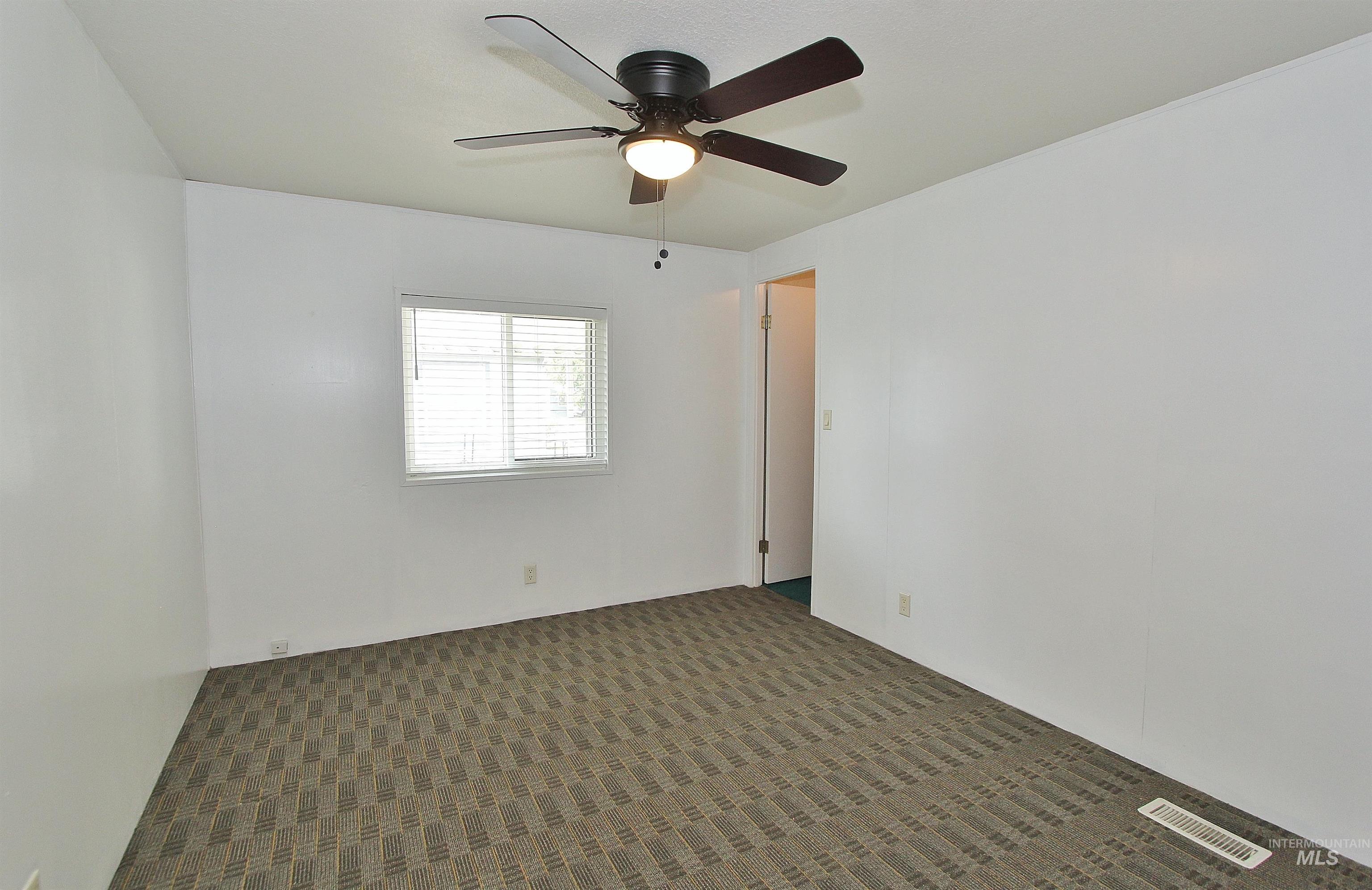 5153 W Cody Ln. Property Photo 22