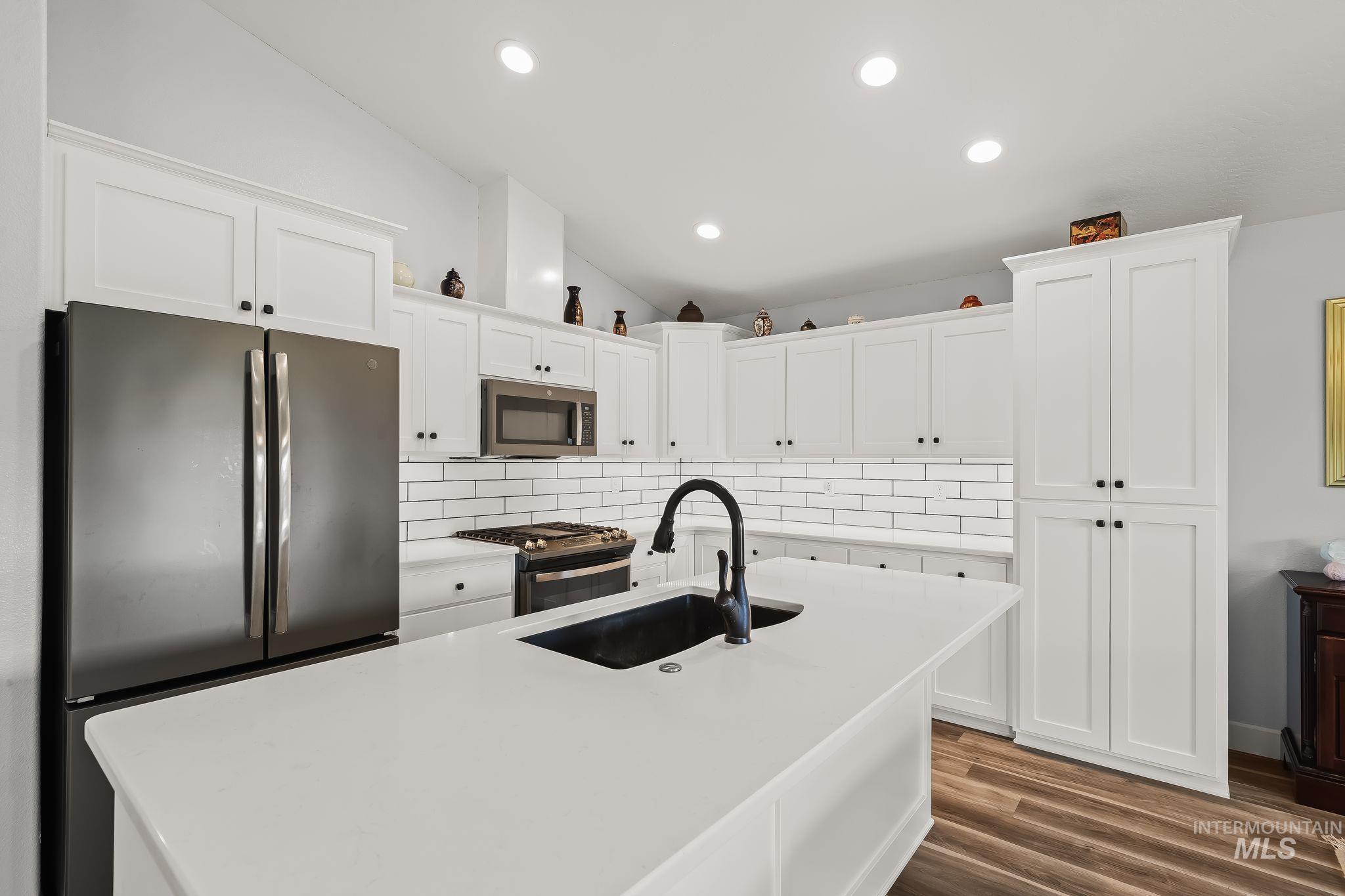 3215 Parkridge Way Property Photo 15