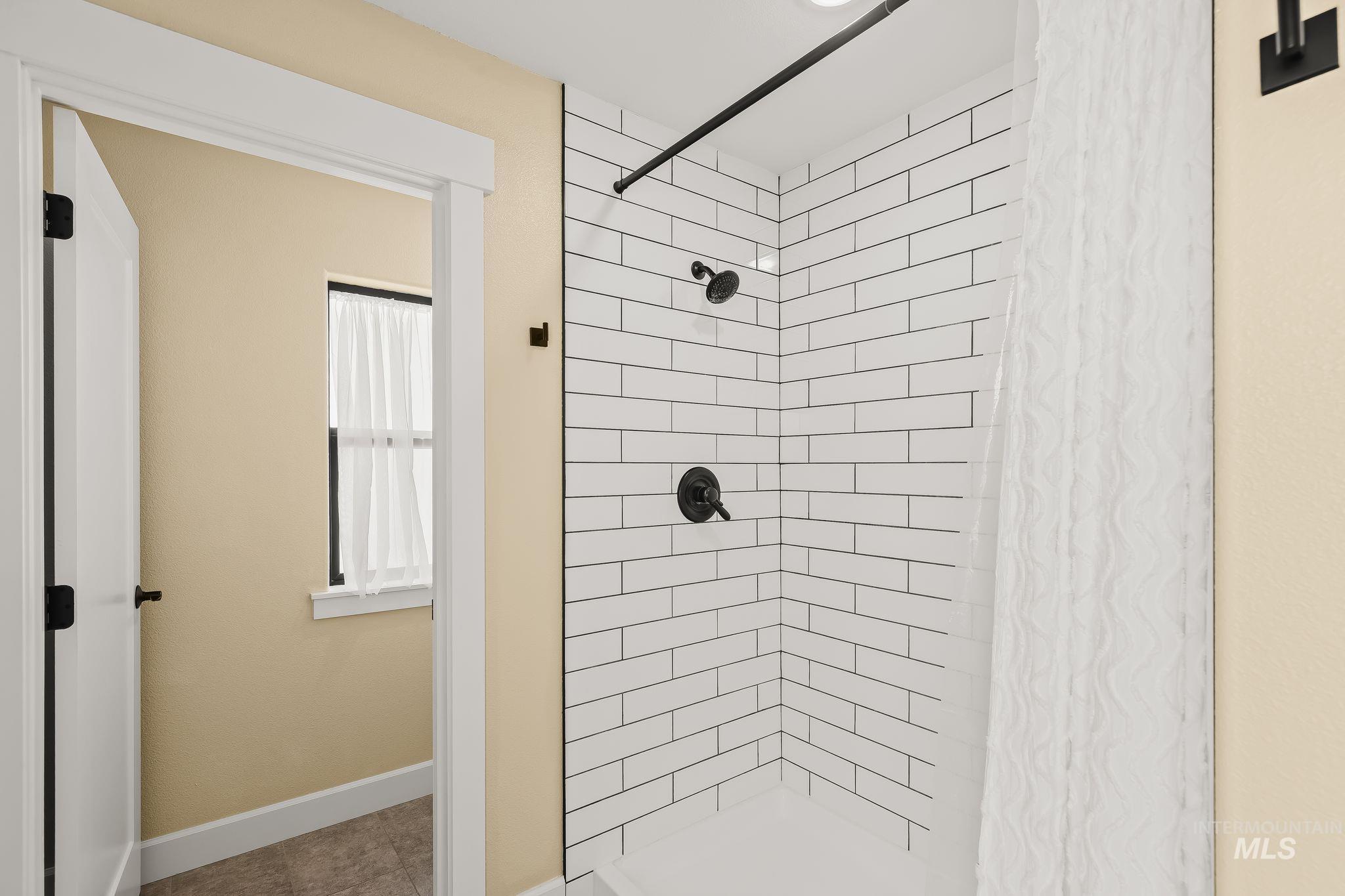 3215 Parkridge Way Property Photo 32