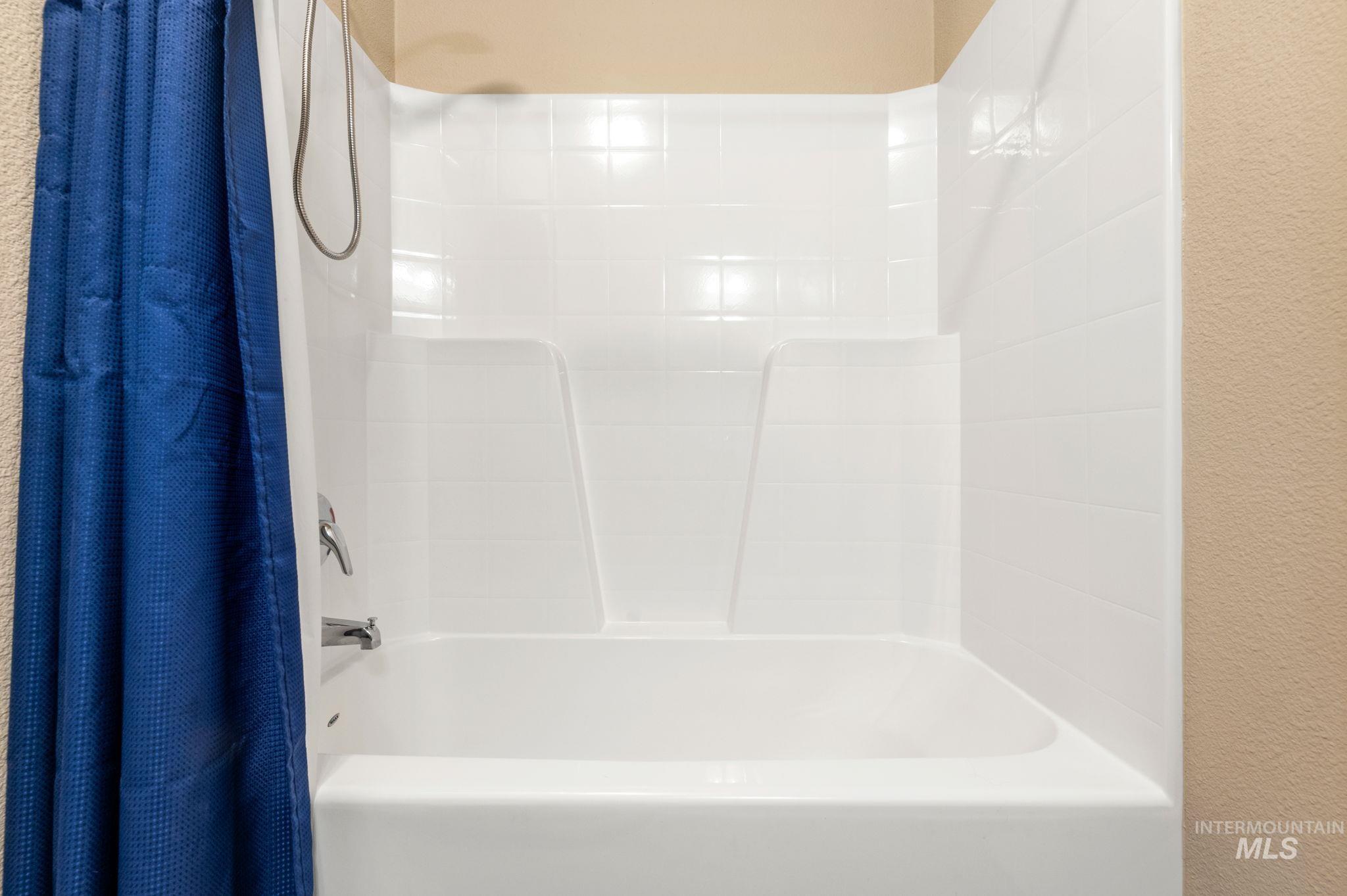 110 Seubert Heights Drive Property Photo 24