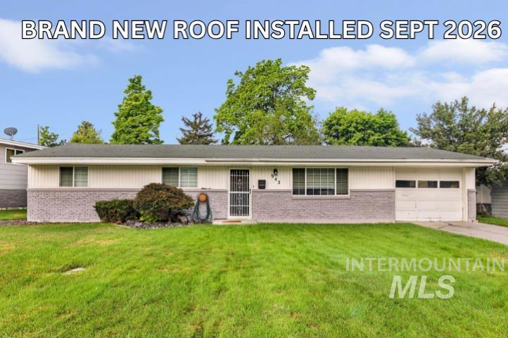 943 Del Mar Drive Property Photo 1