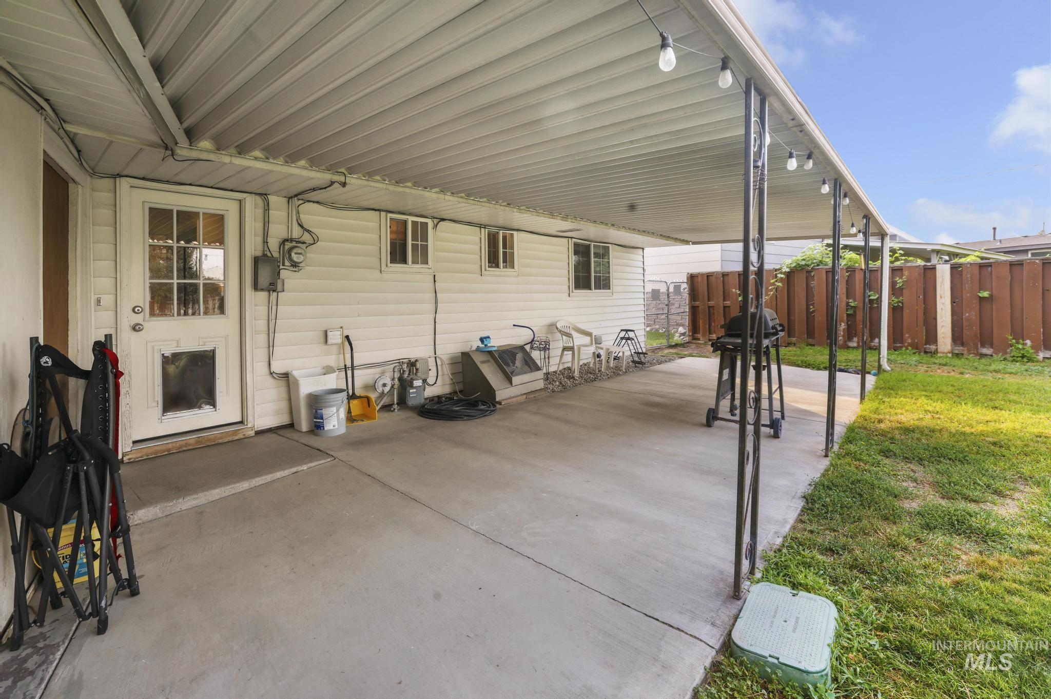 943 Del Mar Drive Property Photo 34