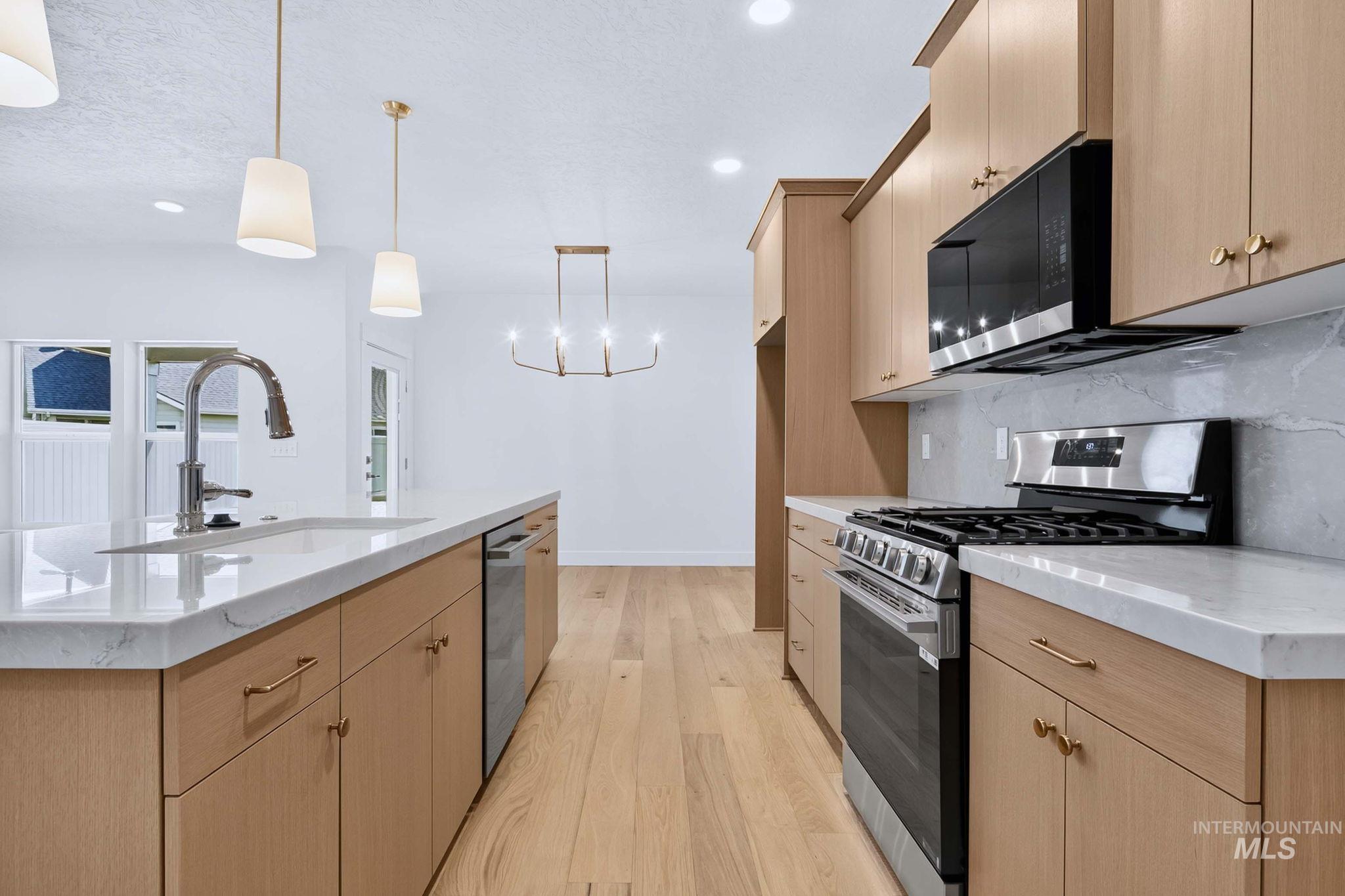 647 W Wrangler Property Photo 10