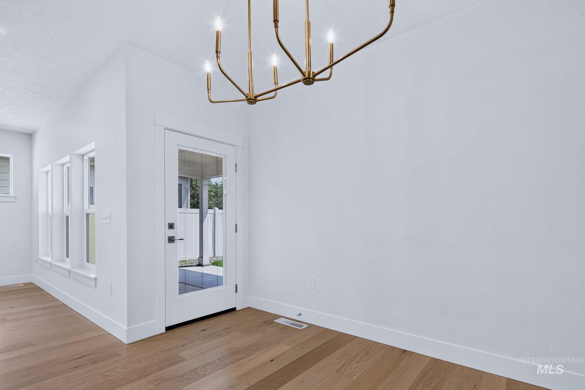 647 W Wrangler Property Photo 18