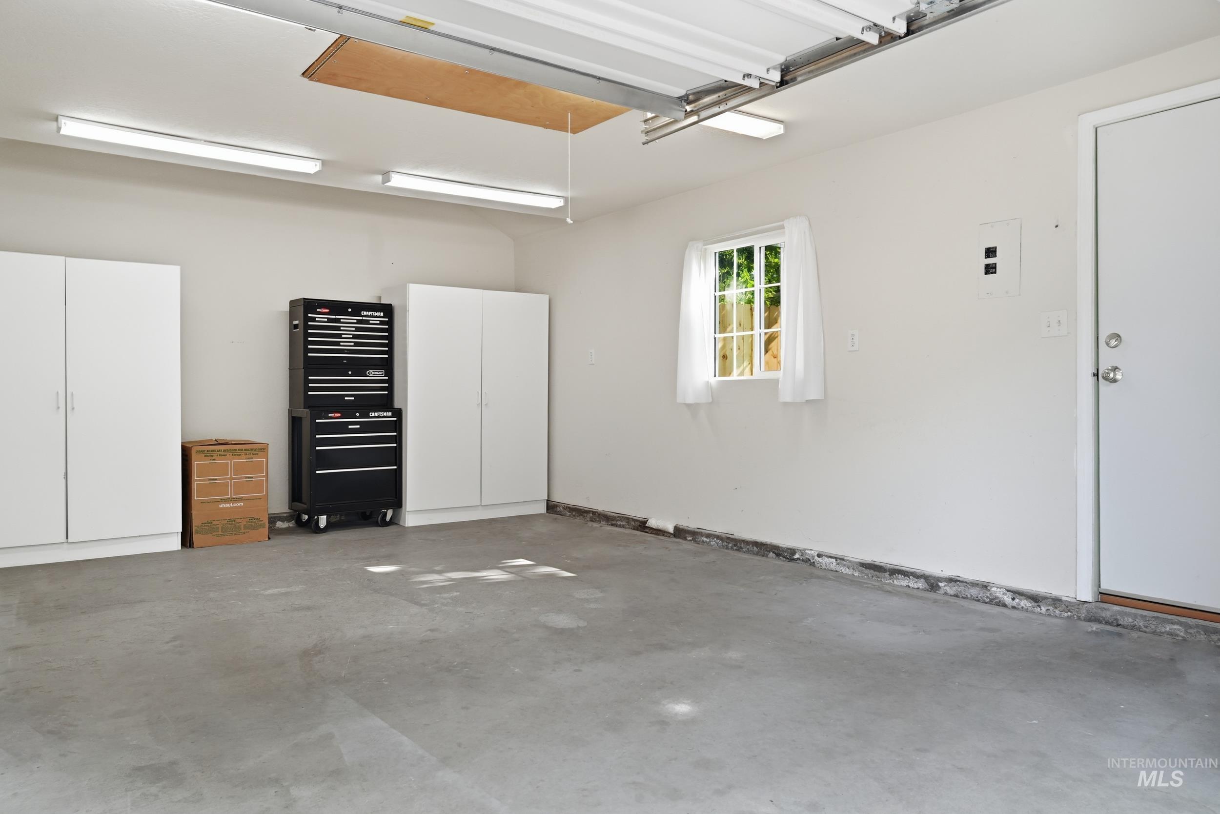 413 N Atlantic St. Property Photo 37