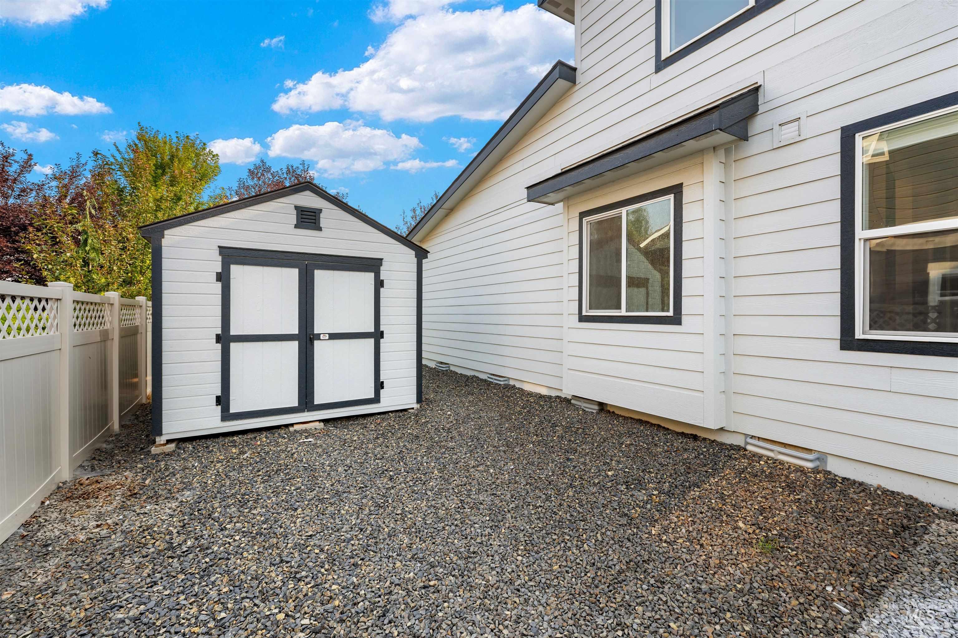 3872 W Anatole Street Property Photo 41