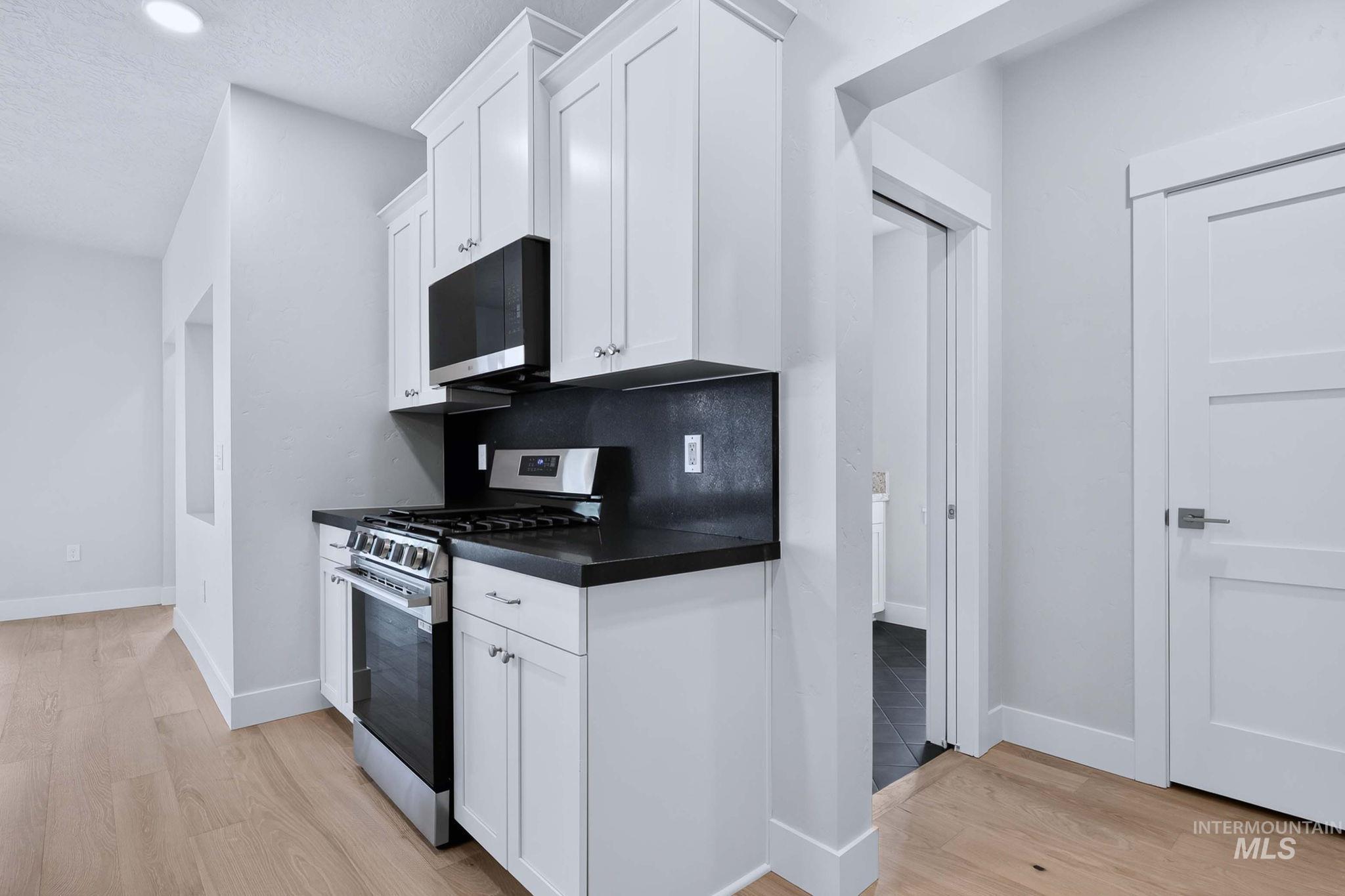 611 W Wrangler Property Photo 10