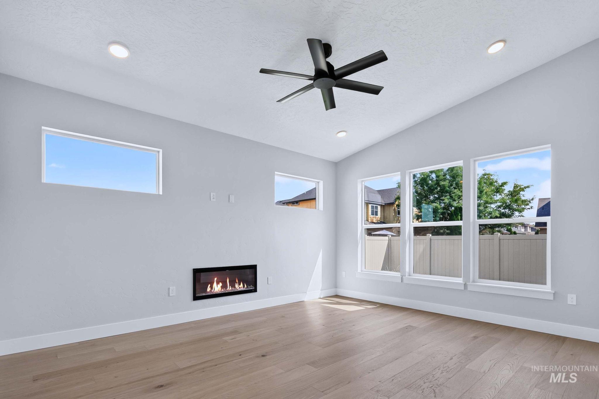 611 W Wrangler Property Photo 12