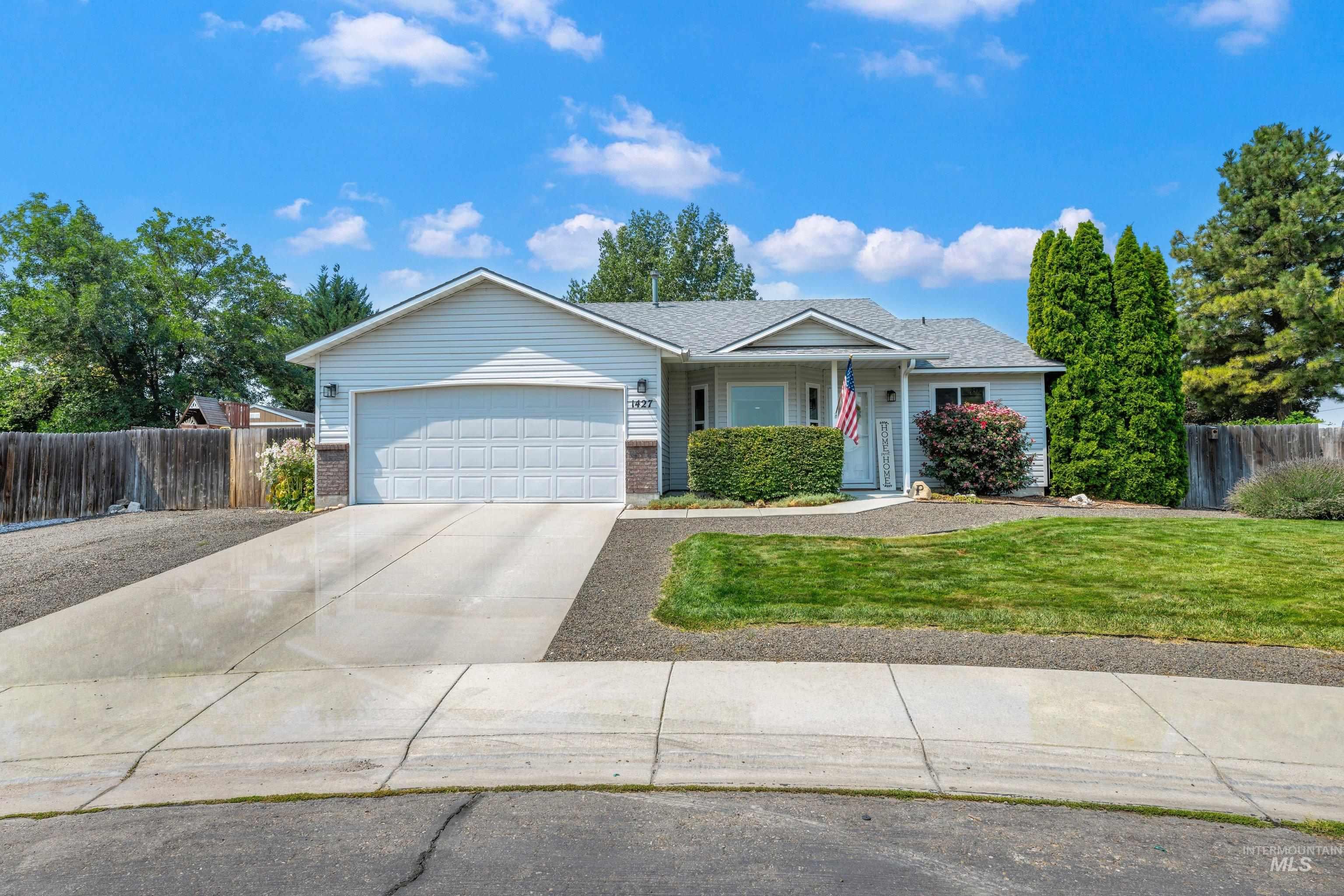 1427 N Antimony Pl Property Photo 5
