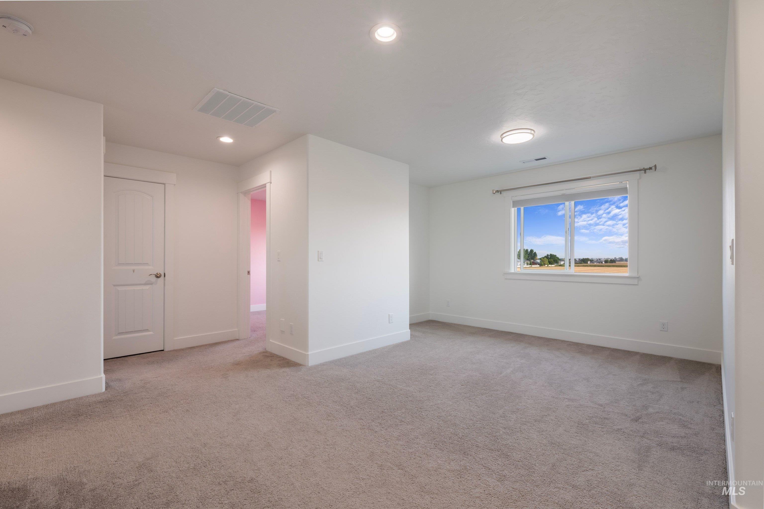 1306 E Sweet Pearl St Property Photo 22