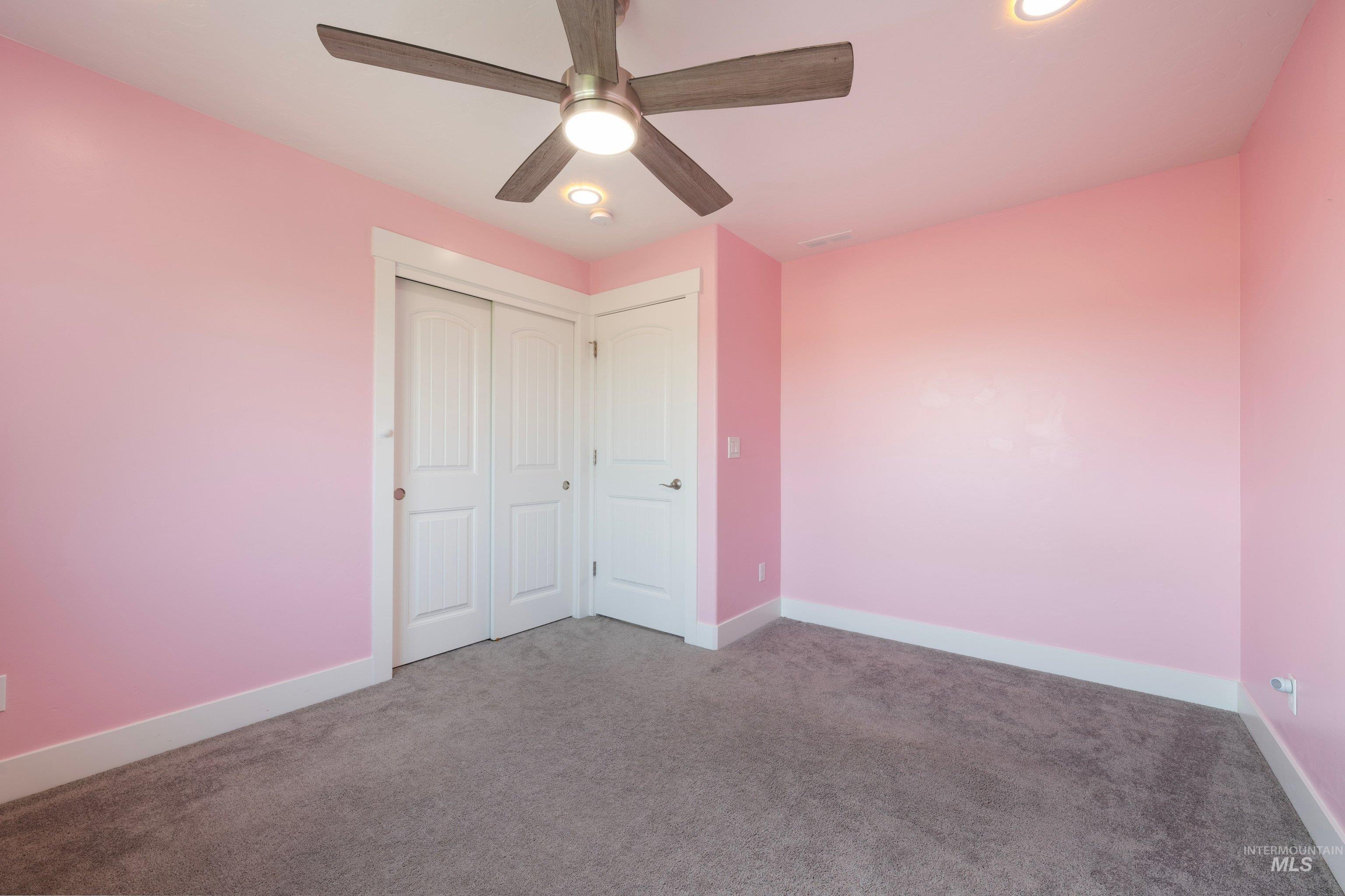 1306 E Sweet Pearl St Property Photo 24