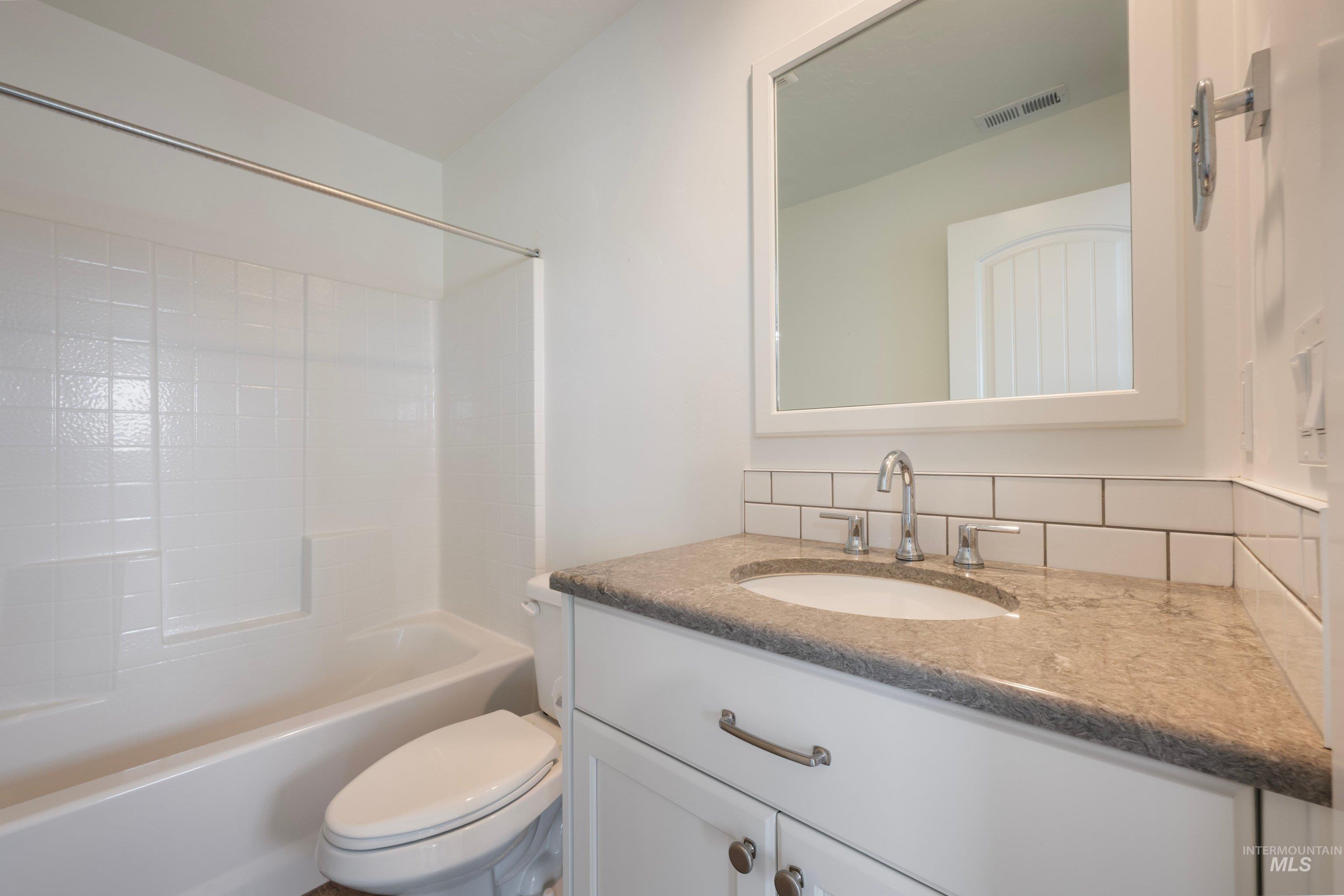 1306 E Sweet Pearl St Property Photo 37