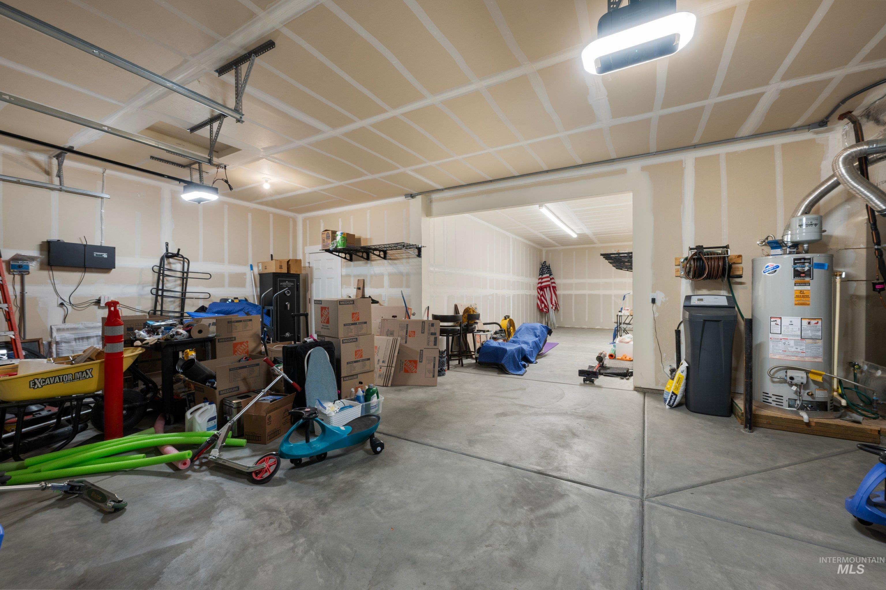 1306 E Sweet Pearl St Property Photo 40