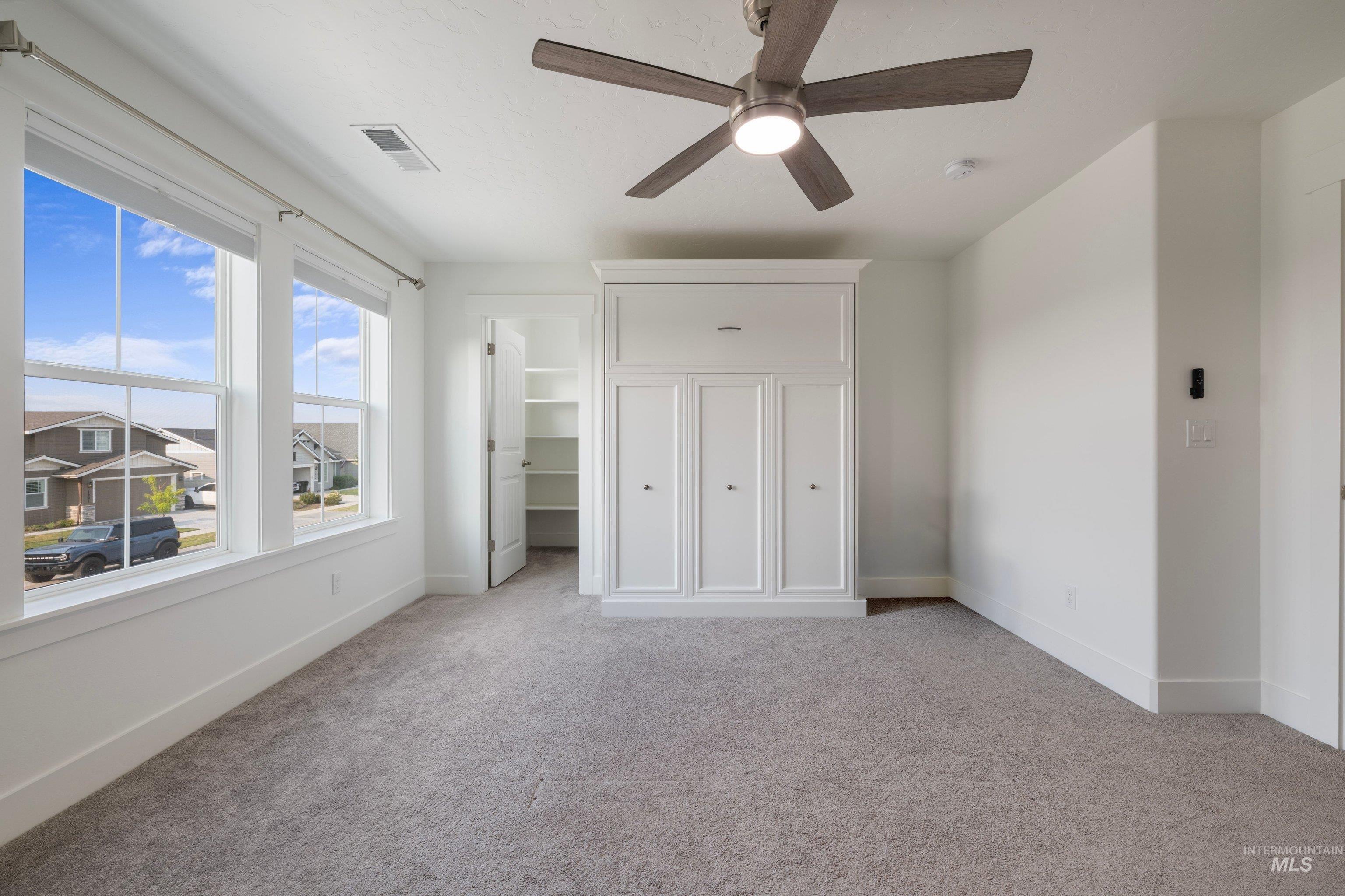 1306 E Sweet Pearl St Property Photo 41