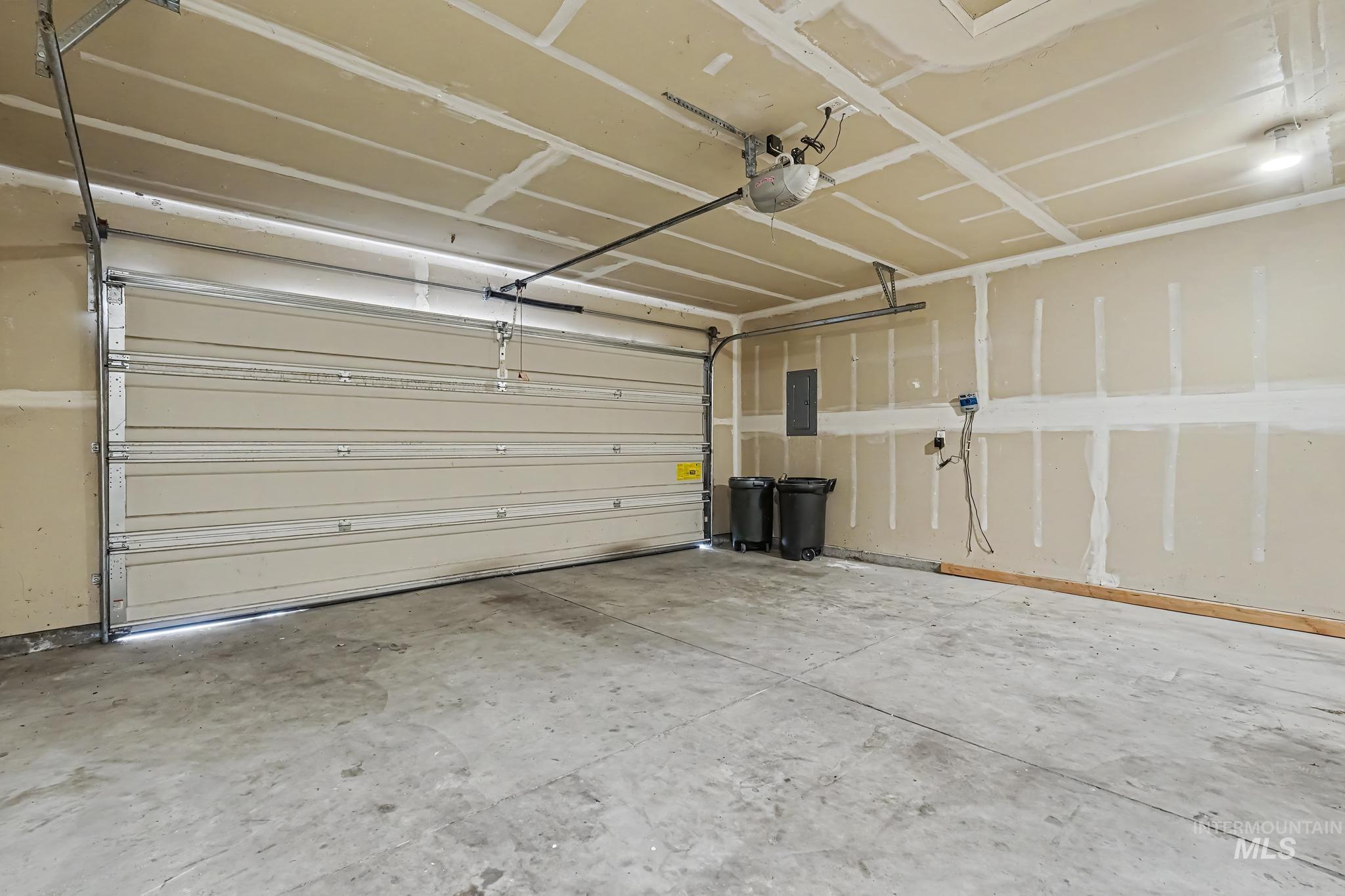 4702 Layton Property Photo 14