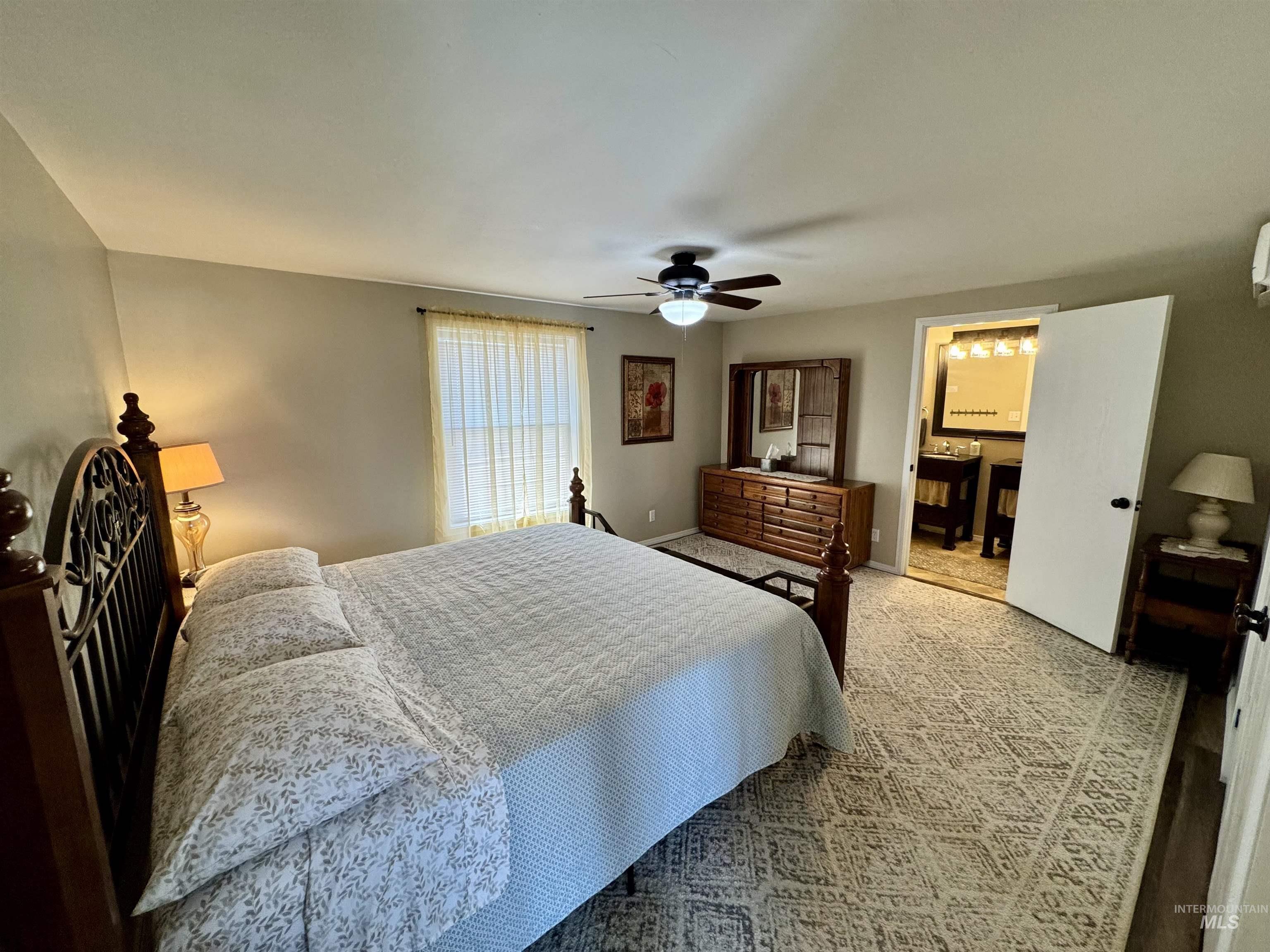 19026 Highway 30 Property Photo 10