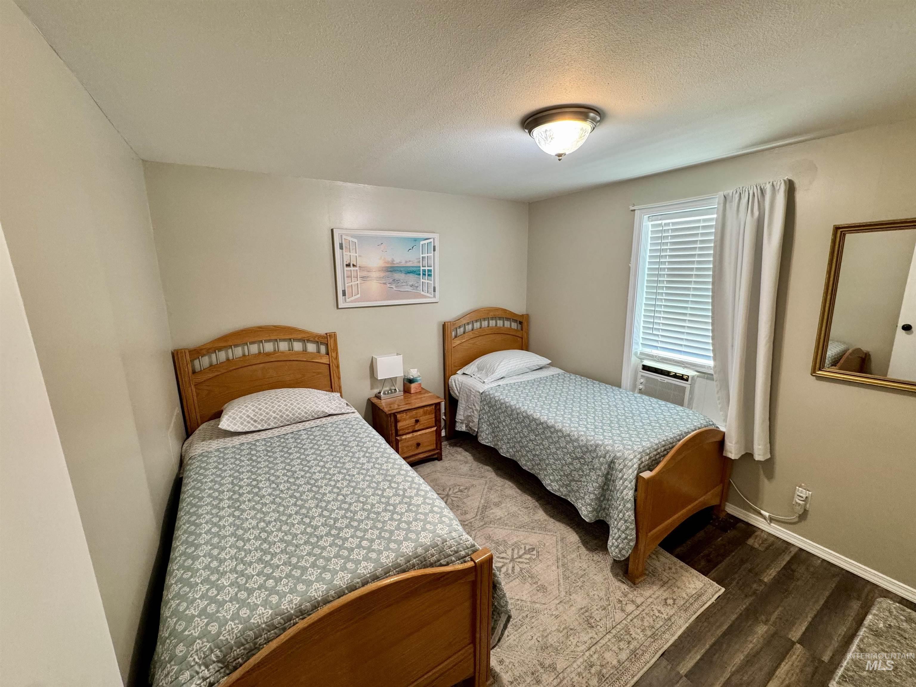 19026 Highway 30 Property Photo 15