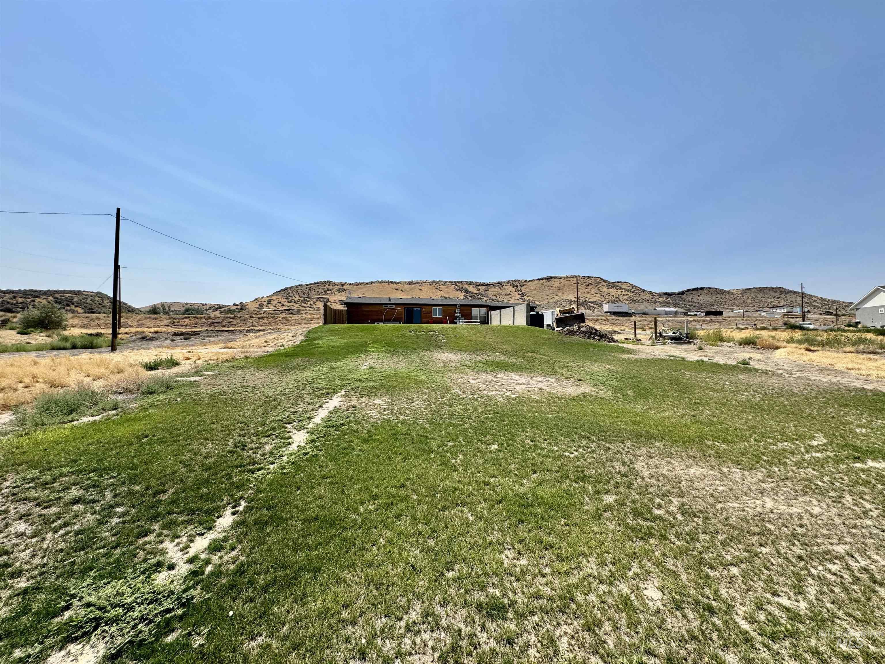 19026 Highway 30 Property Photo 20