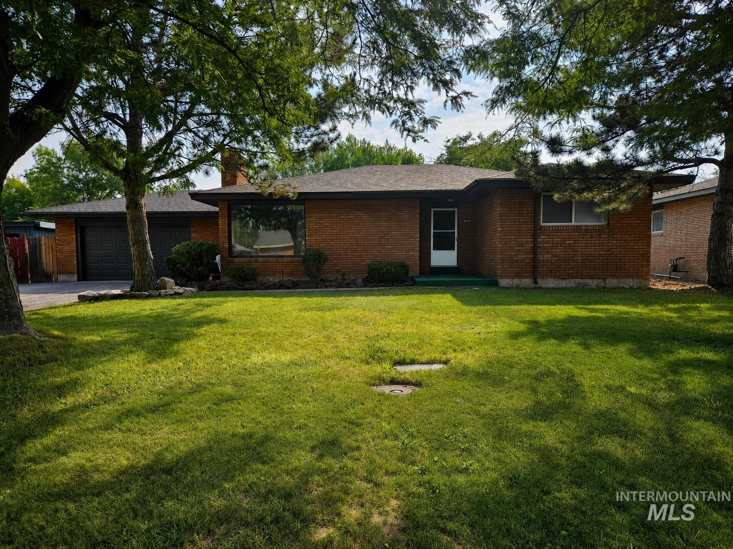 604 Monte Vista Property Photo 1