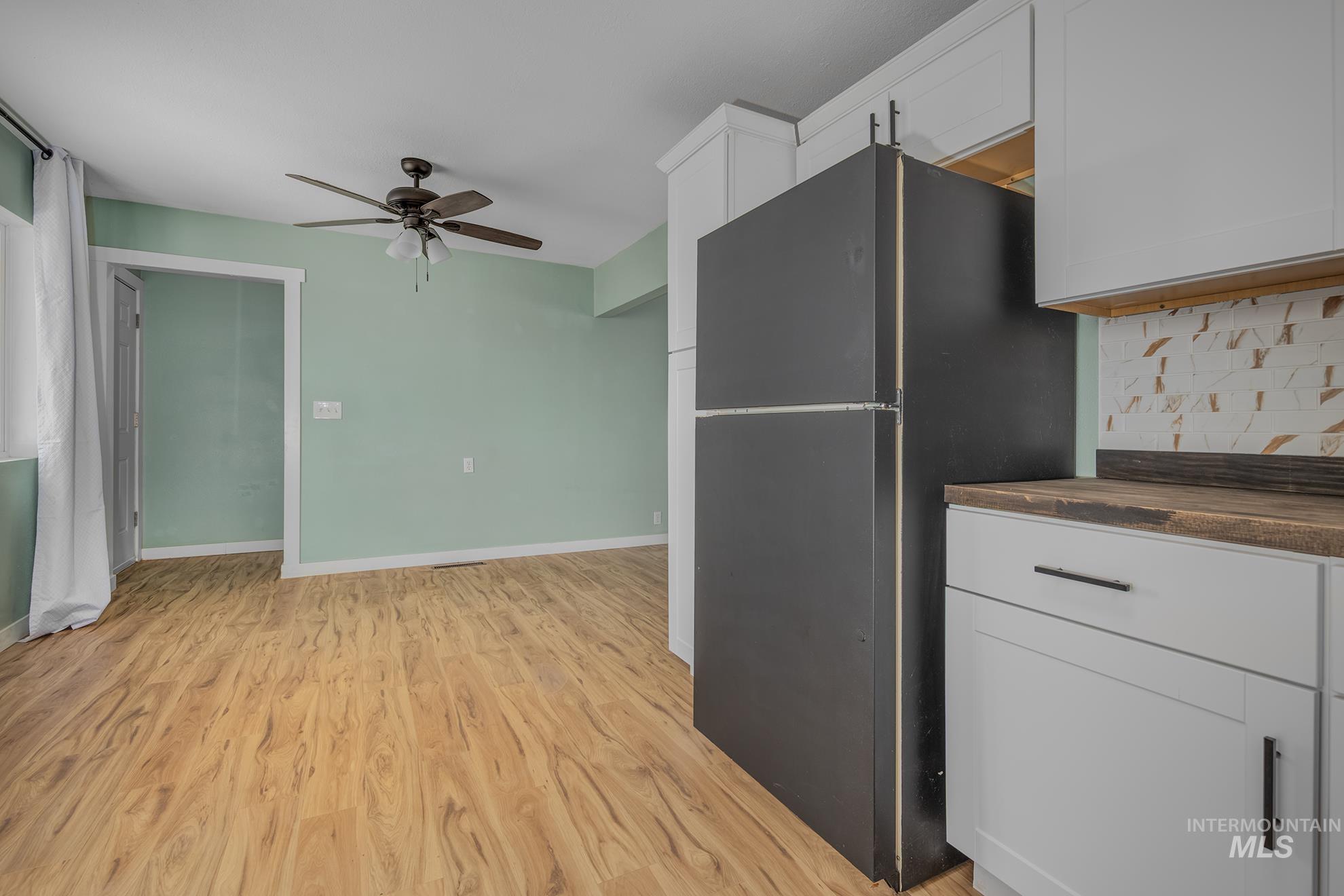 1707 Baker Ln Property Photo 8