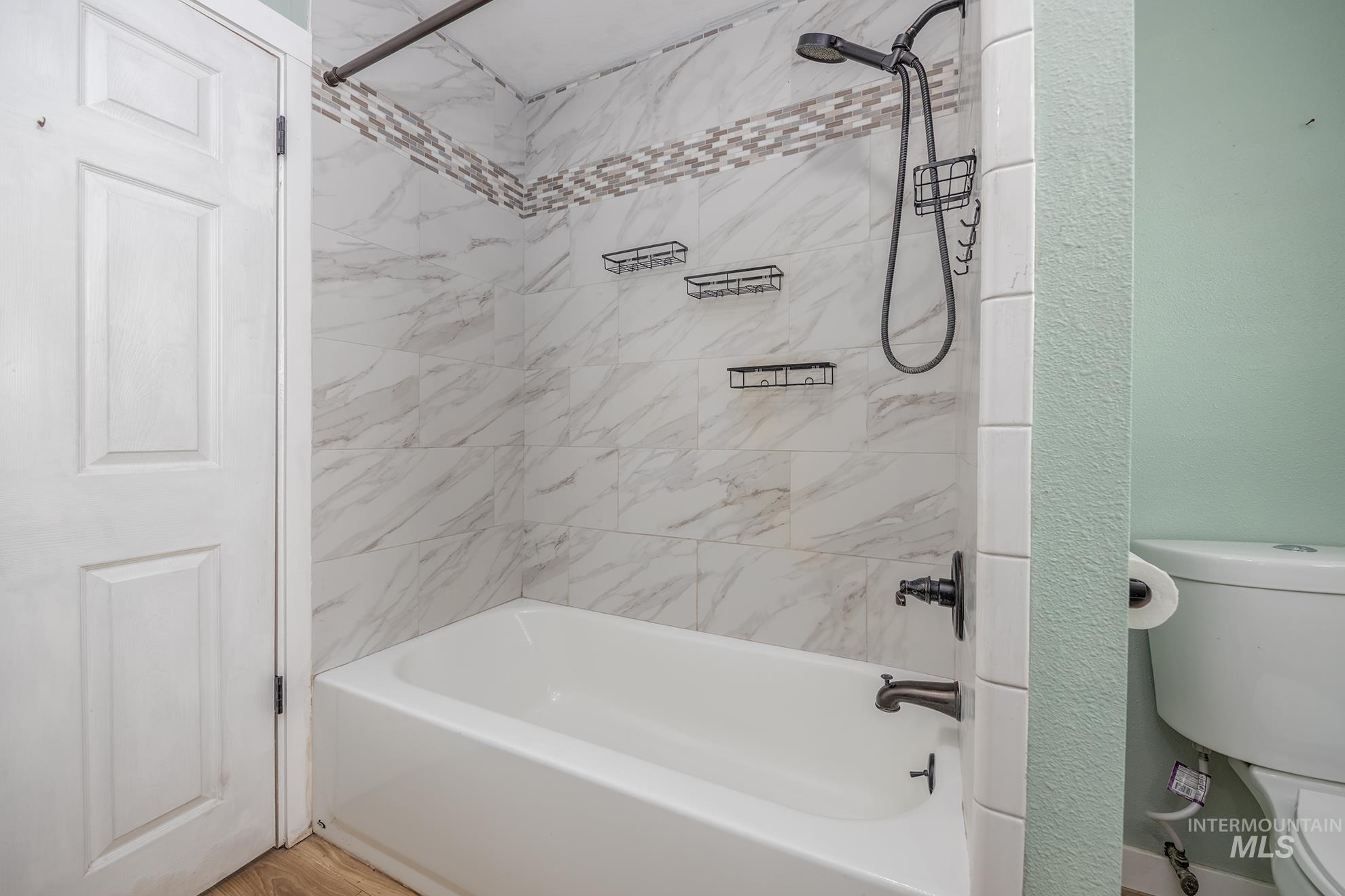 1707 Baker Ln Property Photo 17