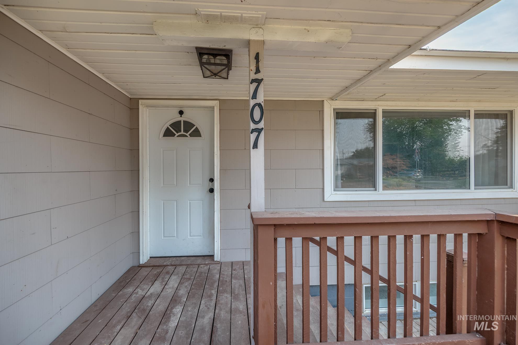 1707 Baker Ln Property Photo 32