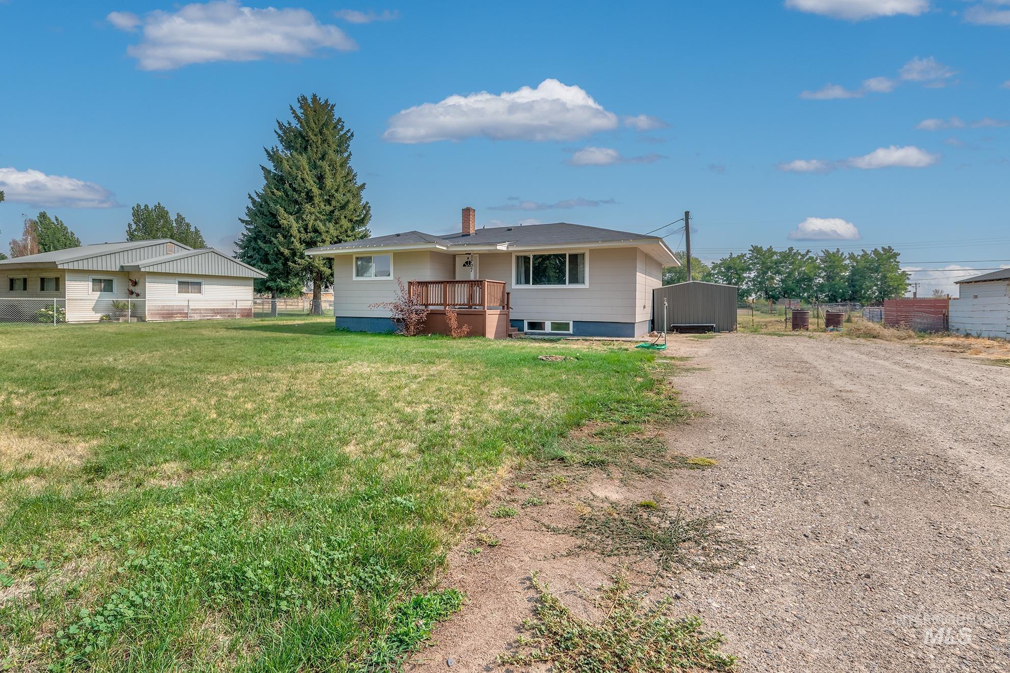 1707 Baker Ln Property Photo 41