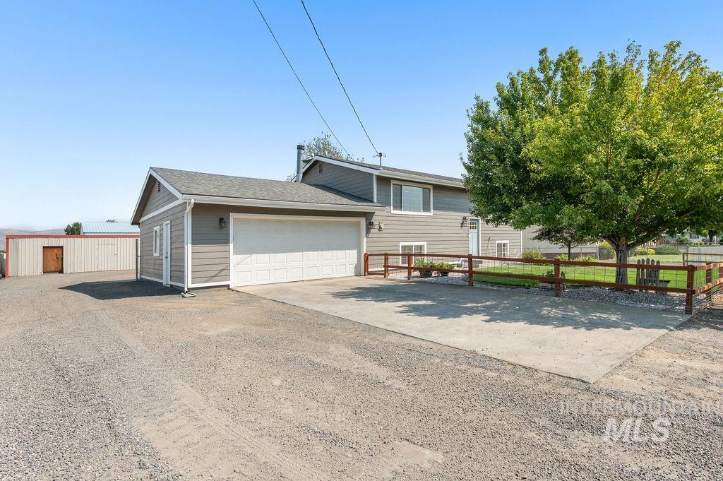 2212 10th Avenue Property Photo 1