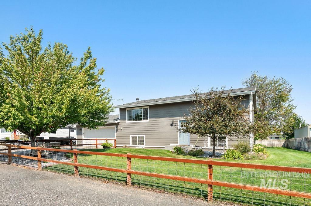 2212 10th Avenue Property Photo 3