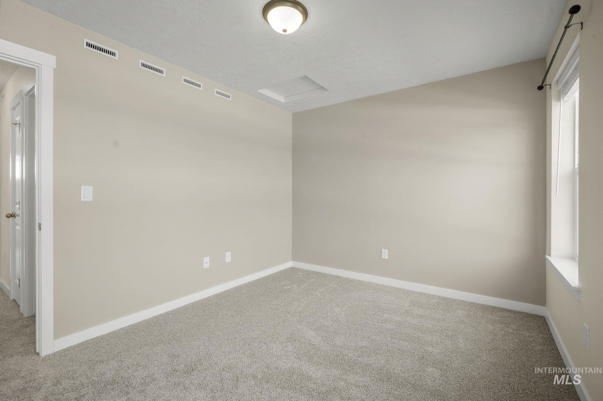 5855 S Carlburg Ln Property Photo 19