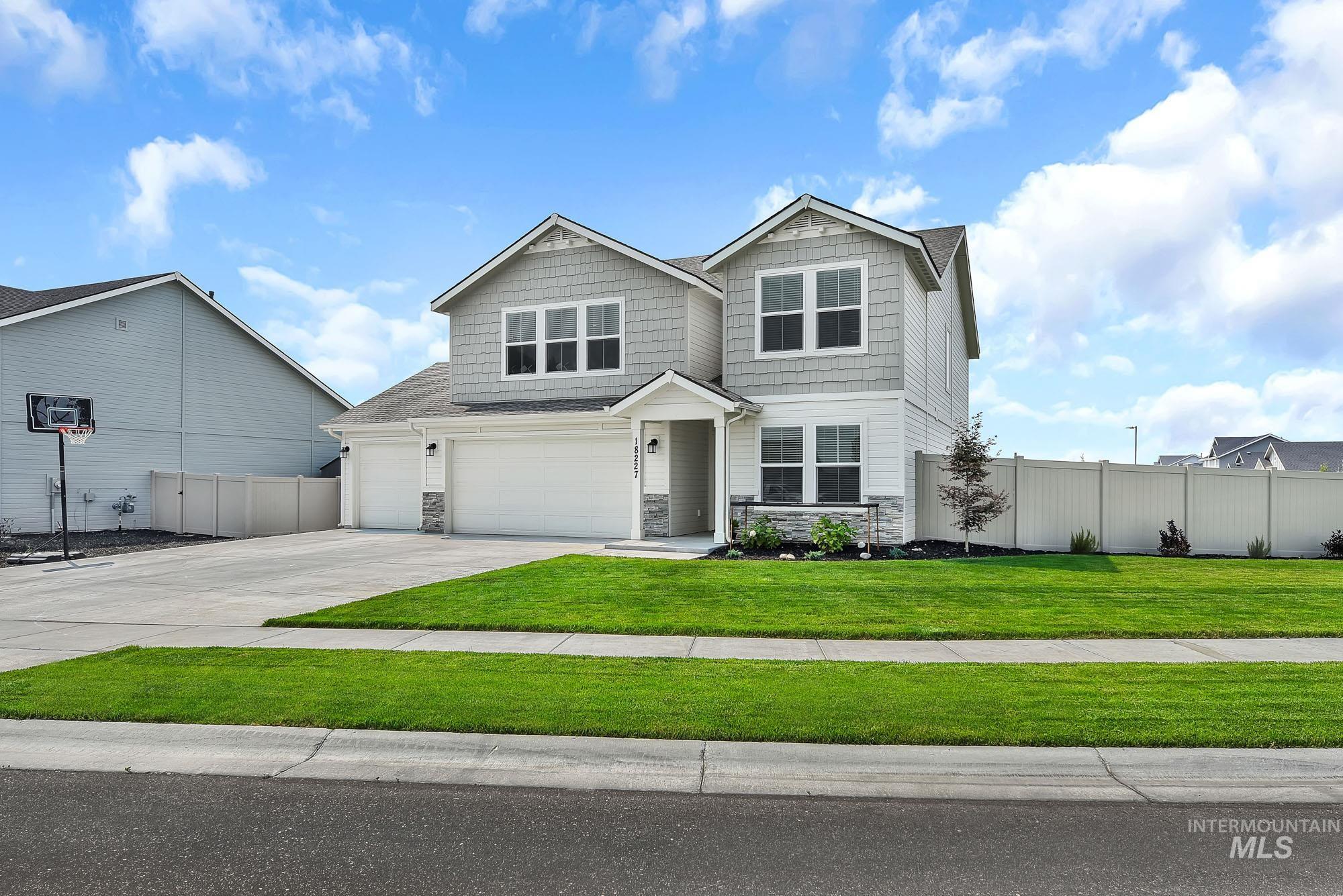 18227 N Rain Dance Way Property Photo 3
