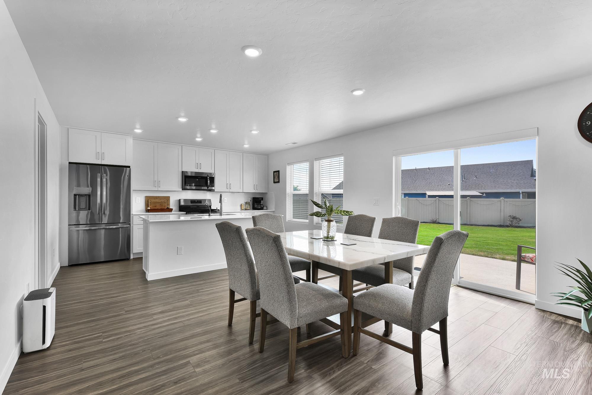 18227 N Rain Dance Way Property Photo 4