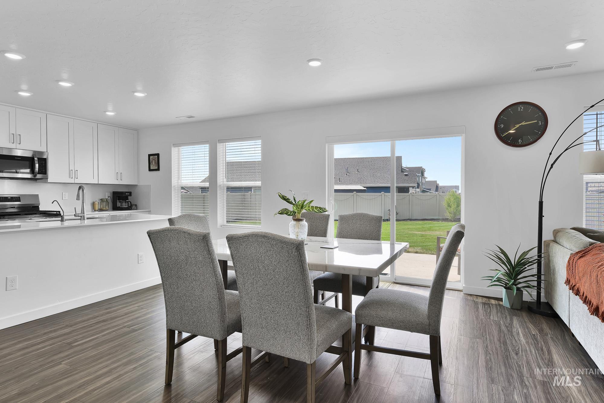 18227 N Rain Dance Way Property Photo 5
