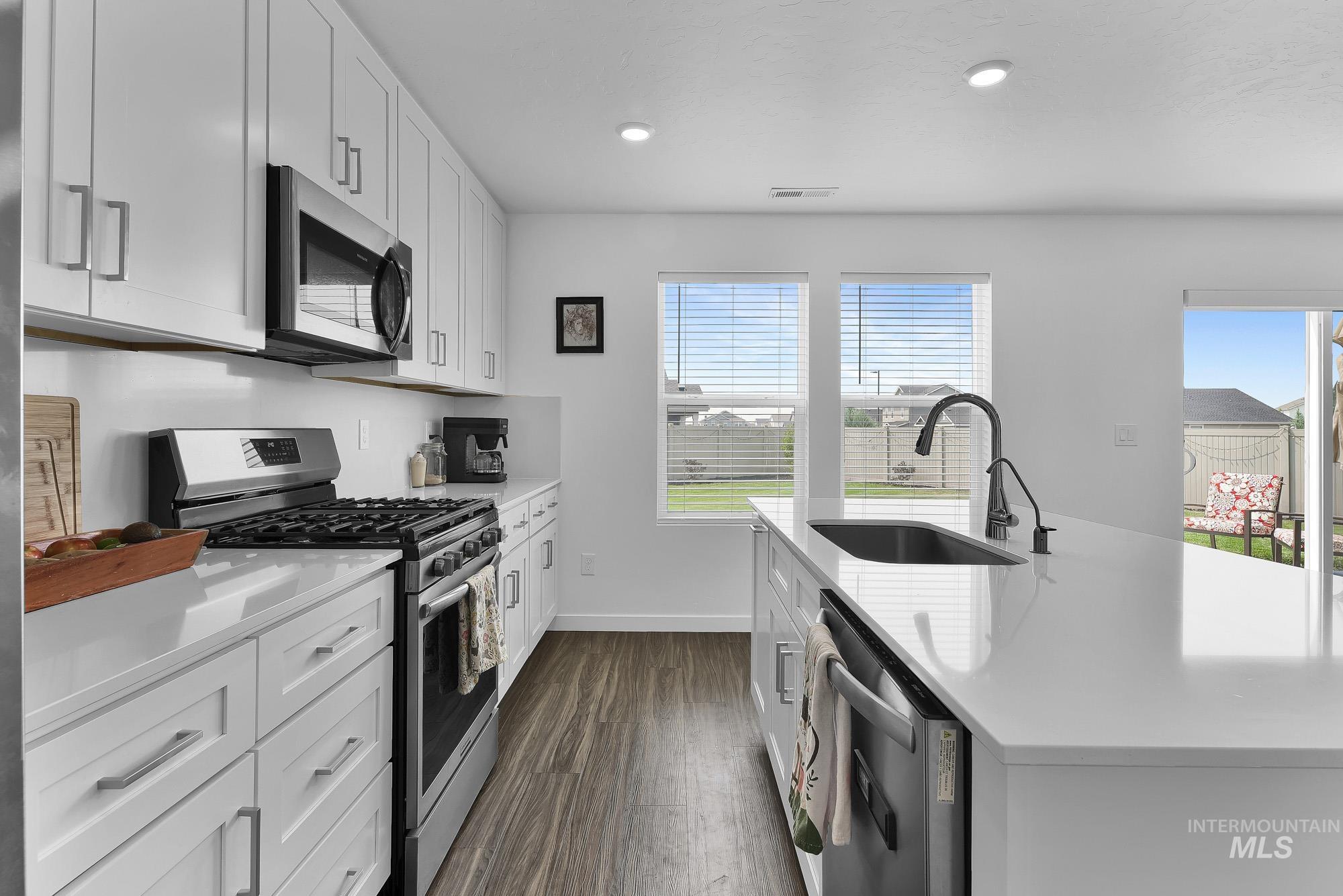 18227 N Rain Dance Way Property Photo 9