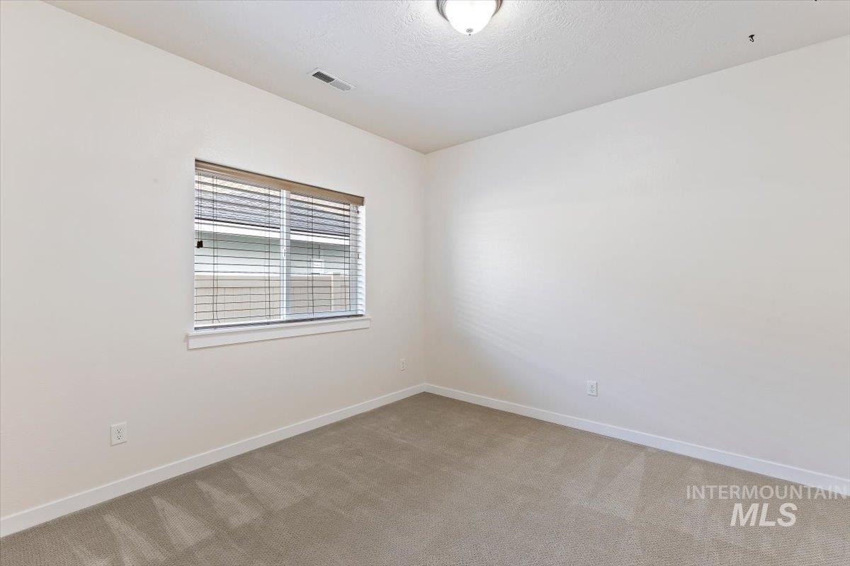 1496 E Strauss Property Photo 31