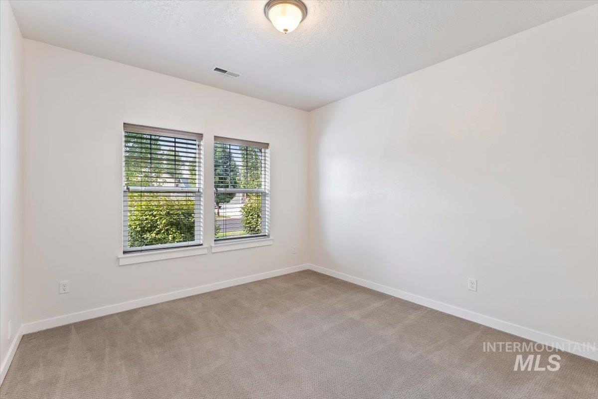 1496 E Strauss Property Photo 33