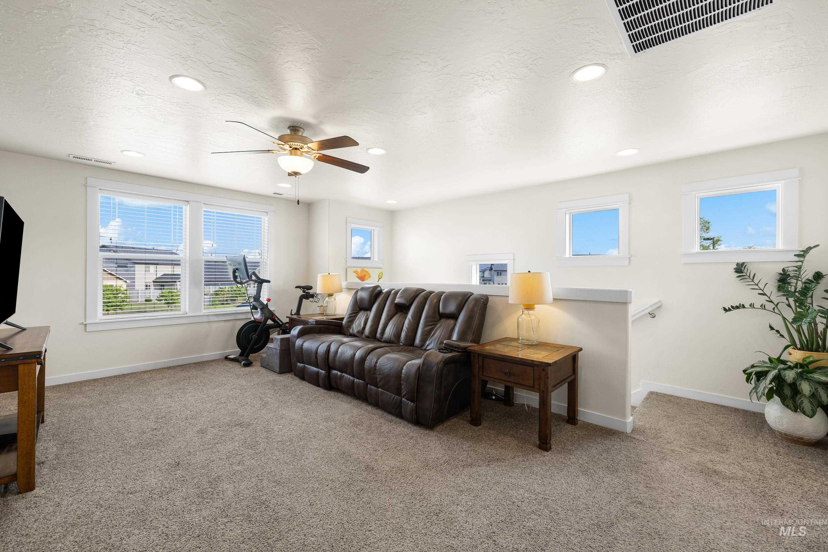 16 N Caracaras Way Property Photo 23