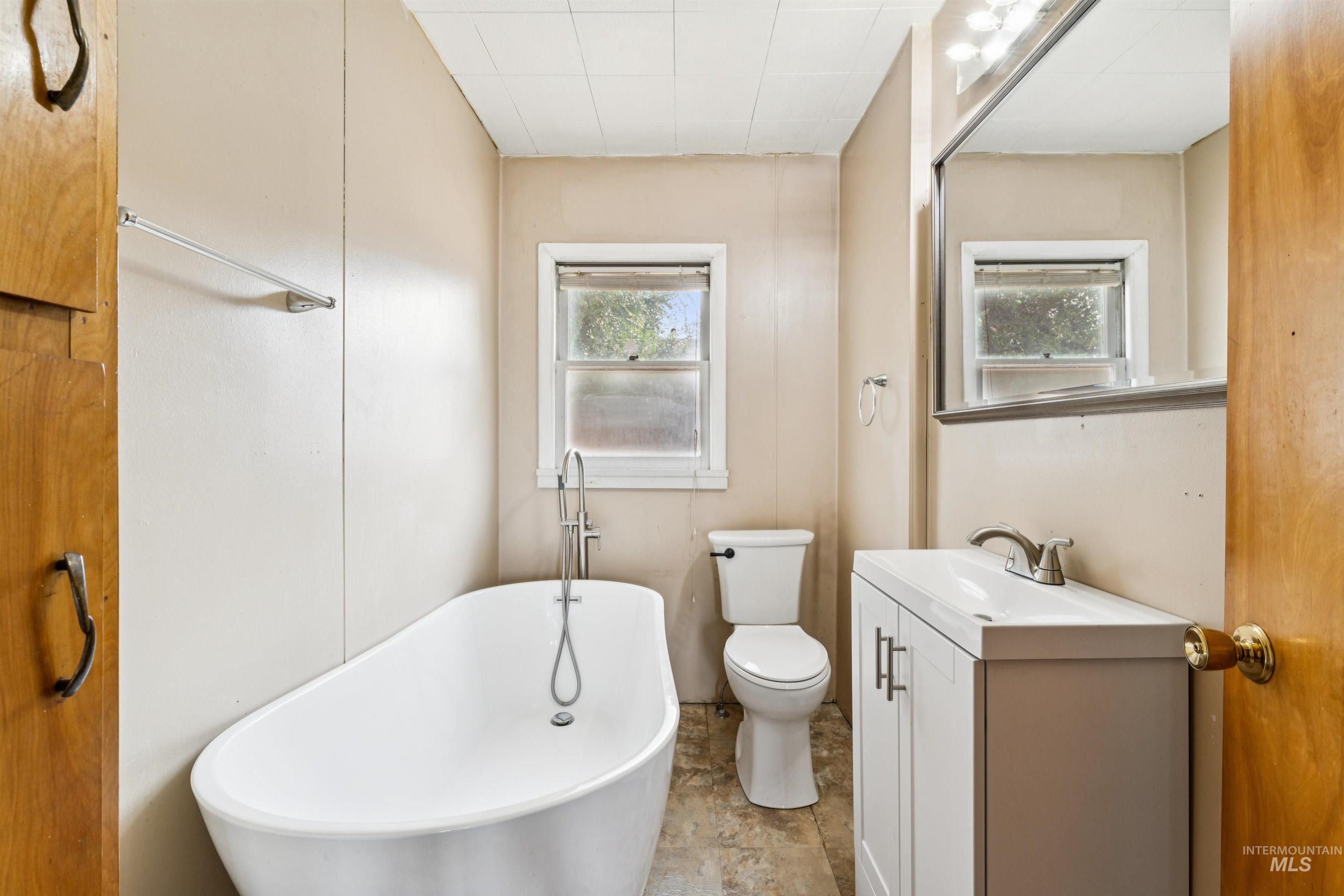 220 Lone Star Road Property Photo 23